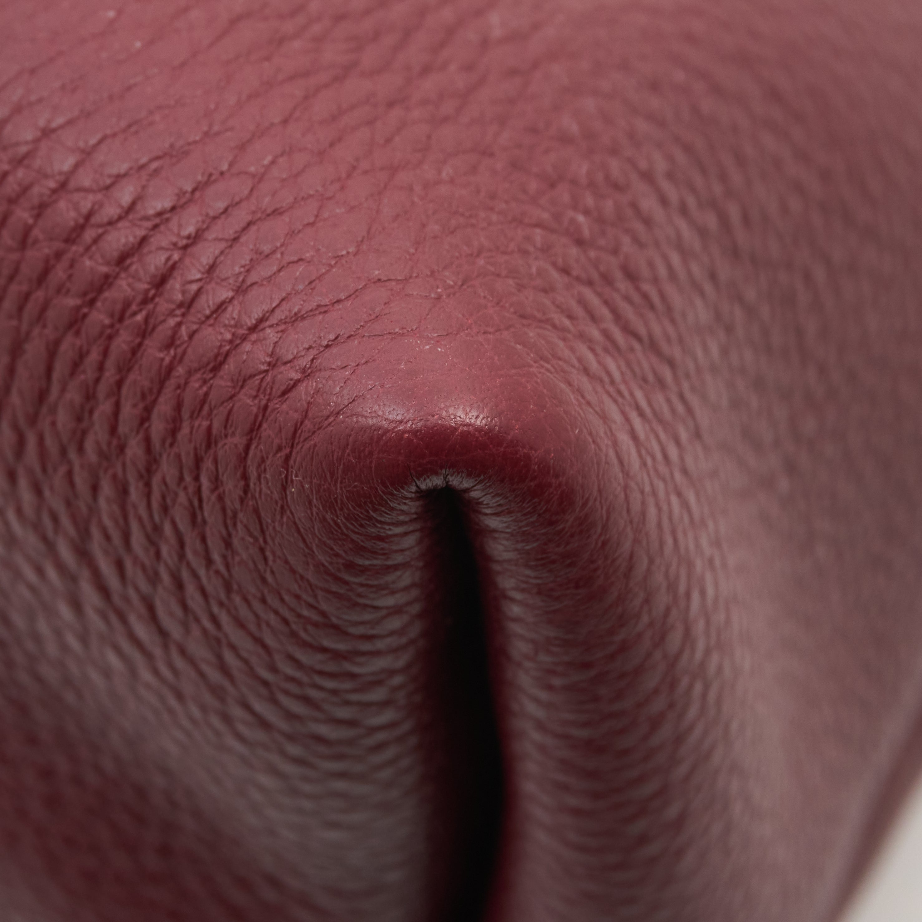 Gucci Softbit Small Burgundy Leather Bag