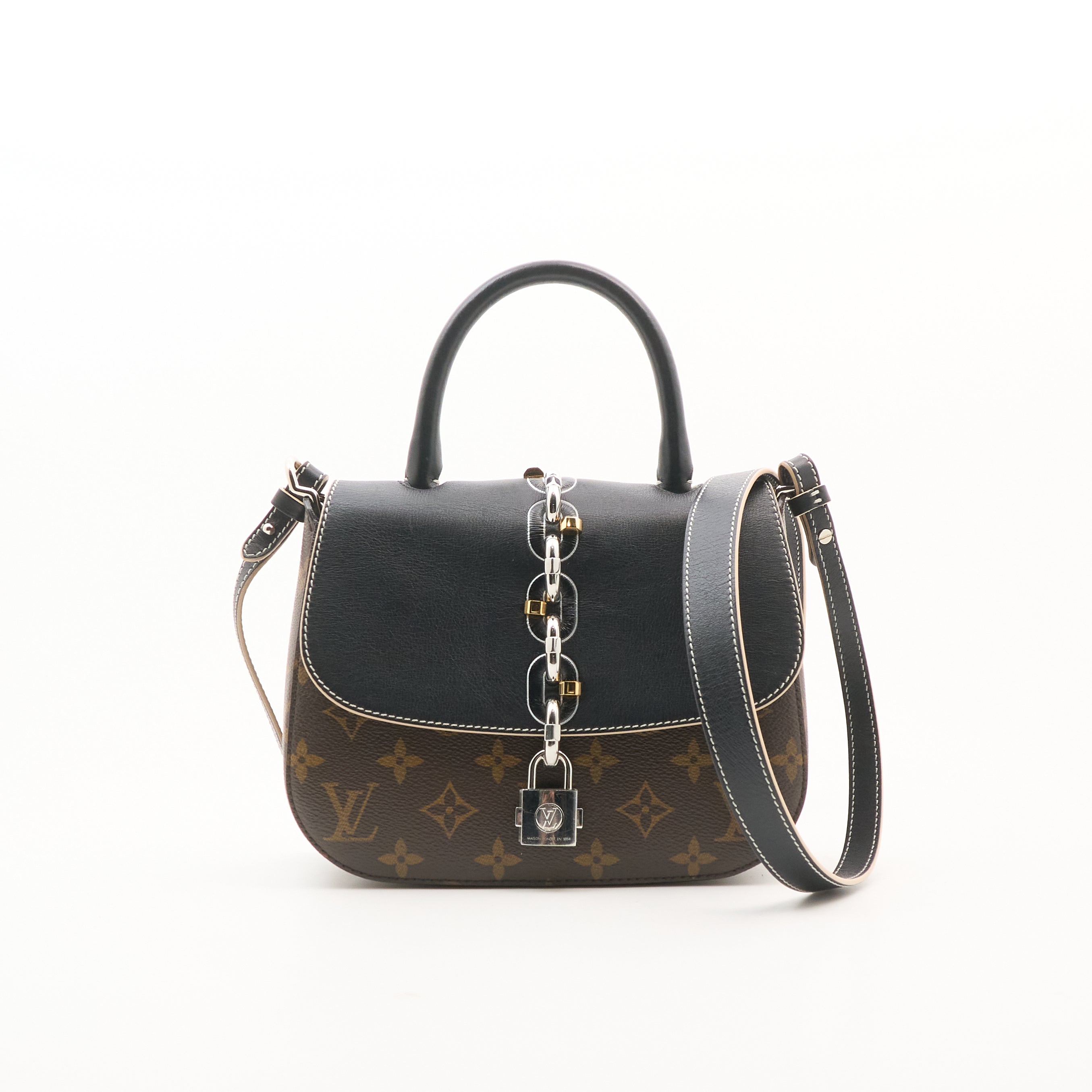 Louis Vuitton Chain It Bag