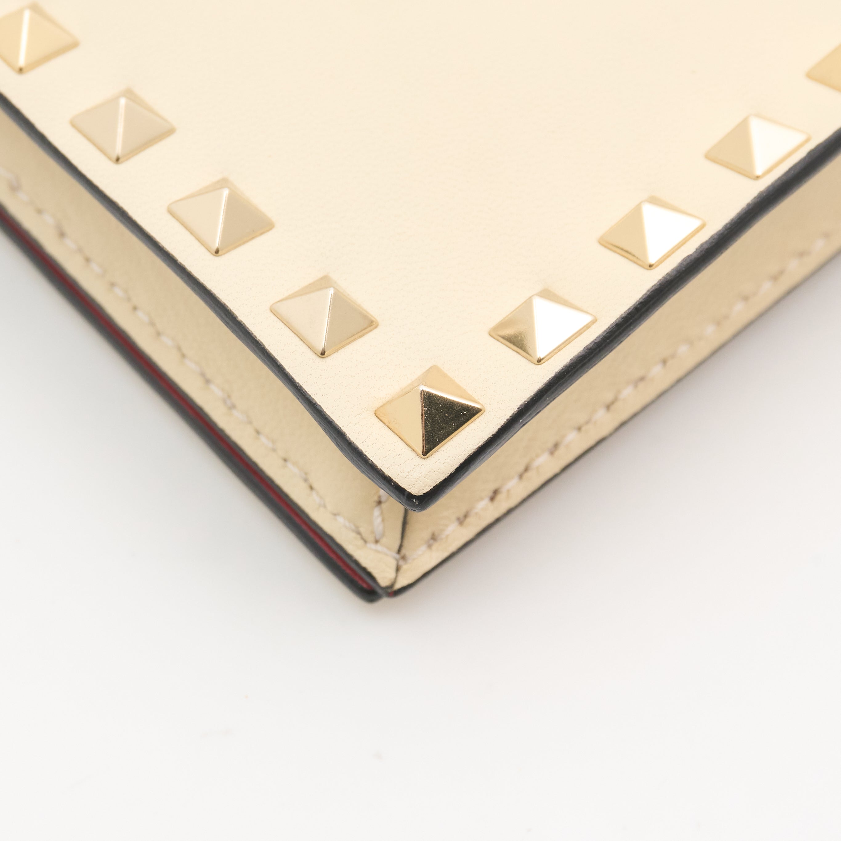Valentino Garavani Rockstud Cream Clutch