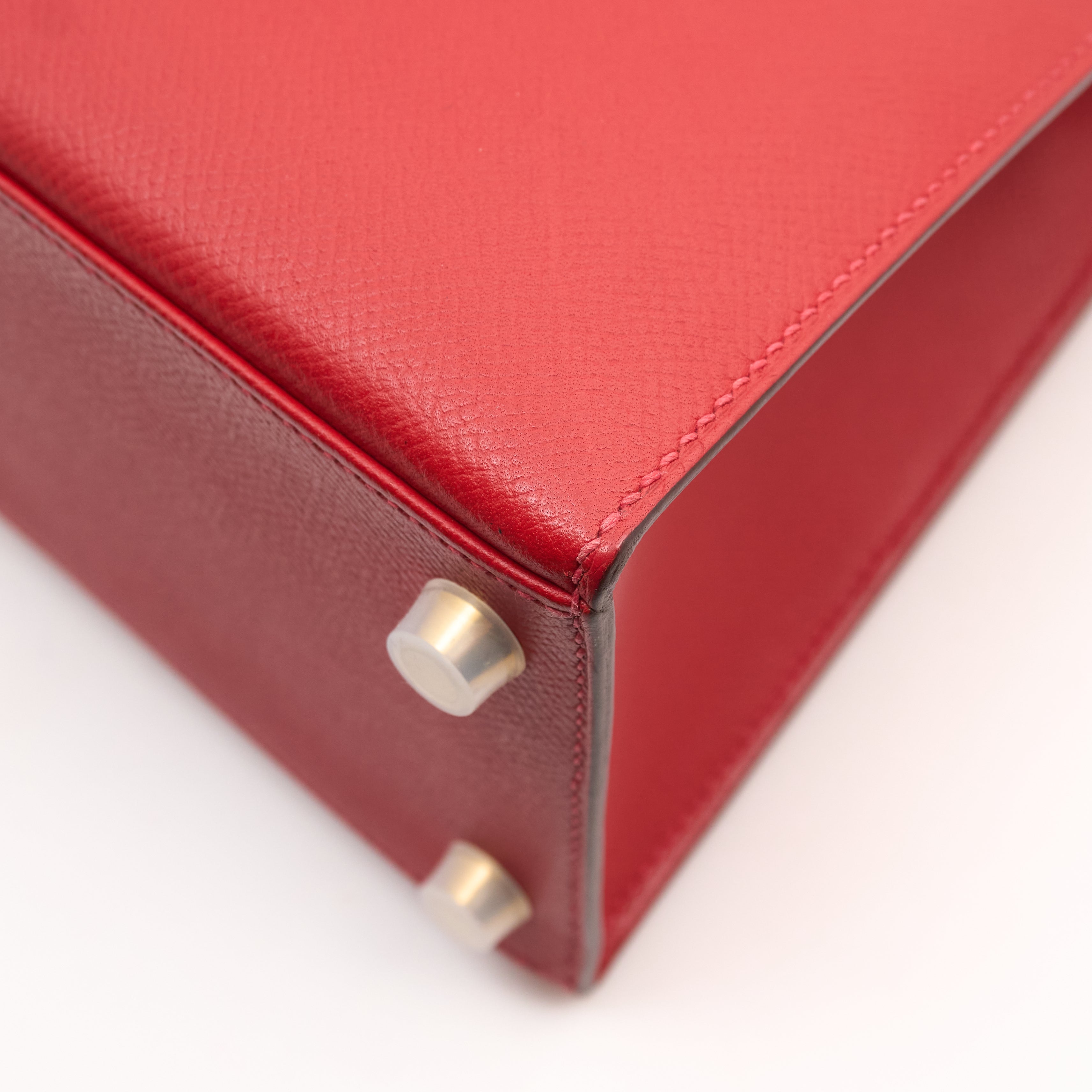 Hermes Kelly 28 Epsom Rouge Casaque (Stamp C 2018)