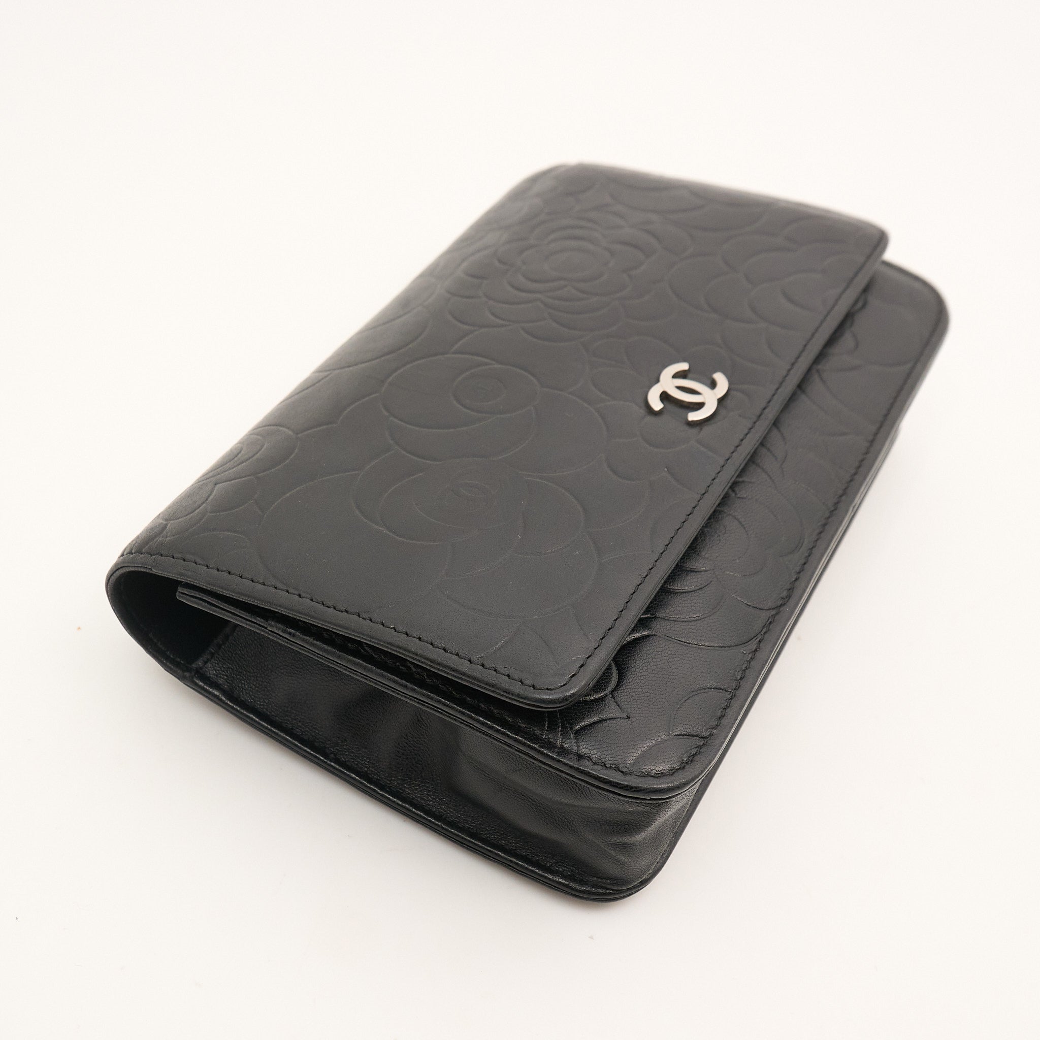 Chanel Camellia Black WOC SHW