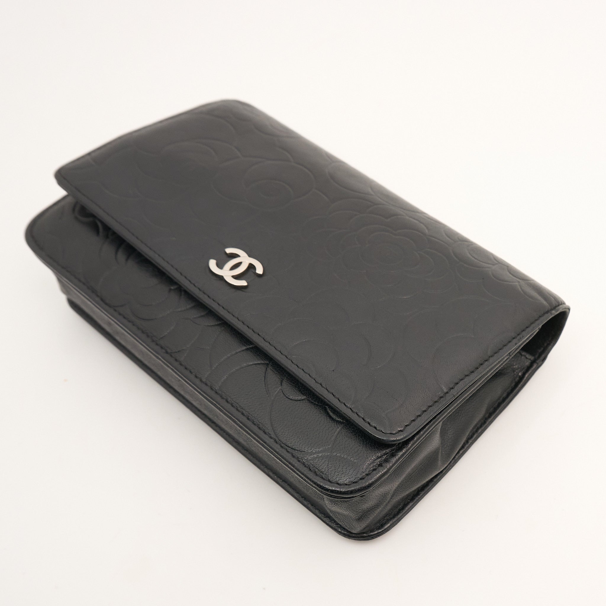 Chanel Camellia Black WOC SHW