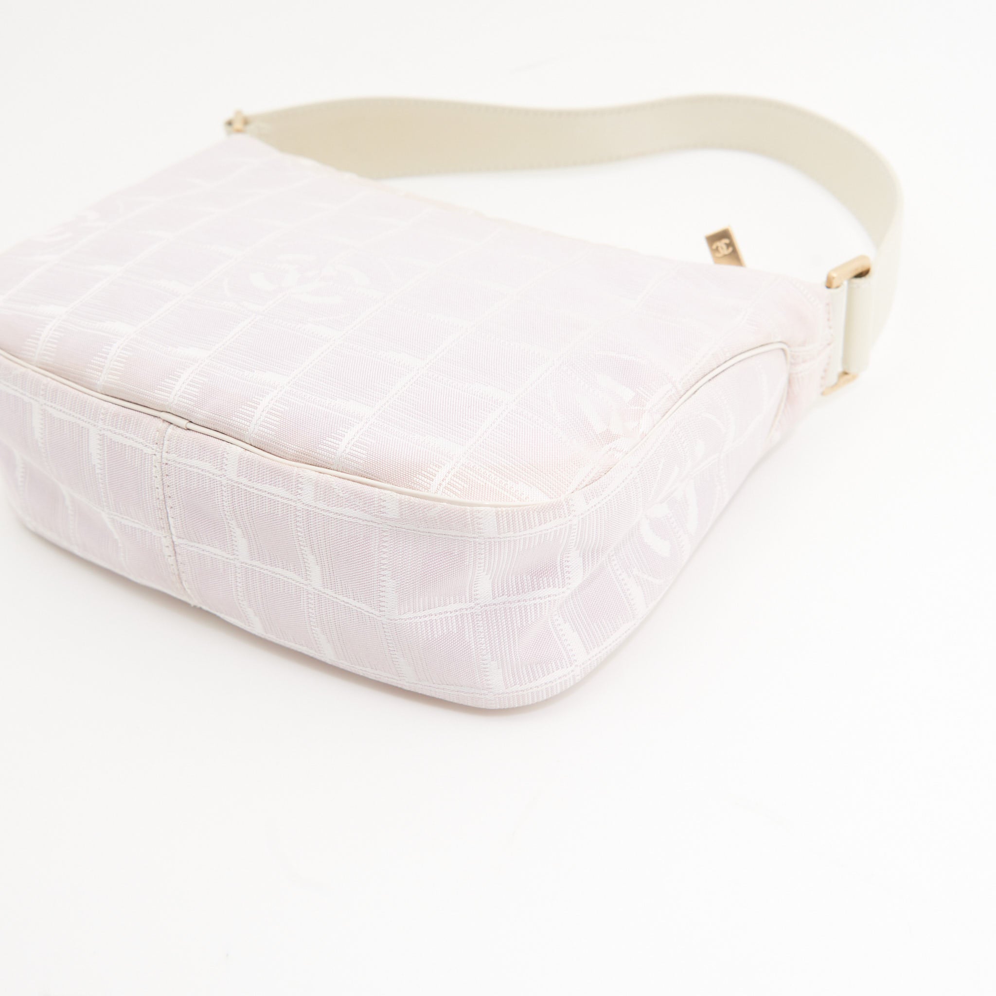 Chanel Canvas Shoulder Bag in Pink GHW