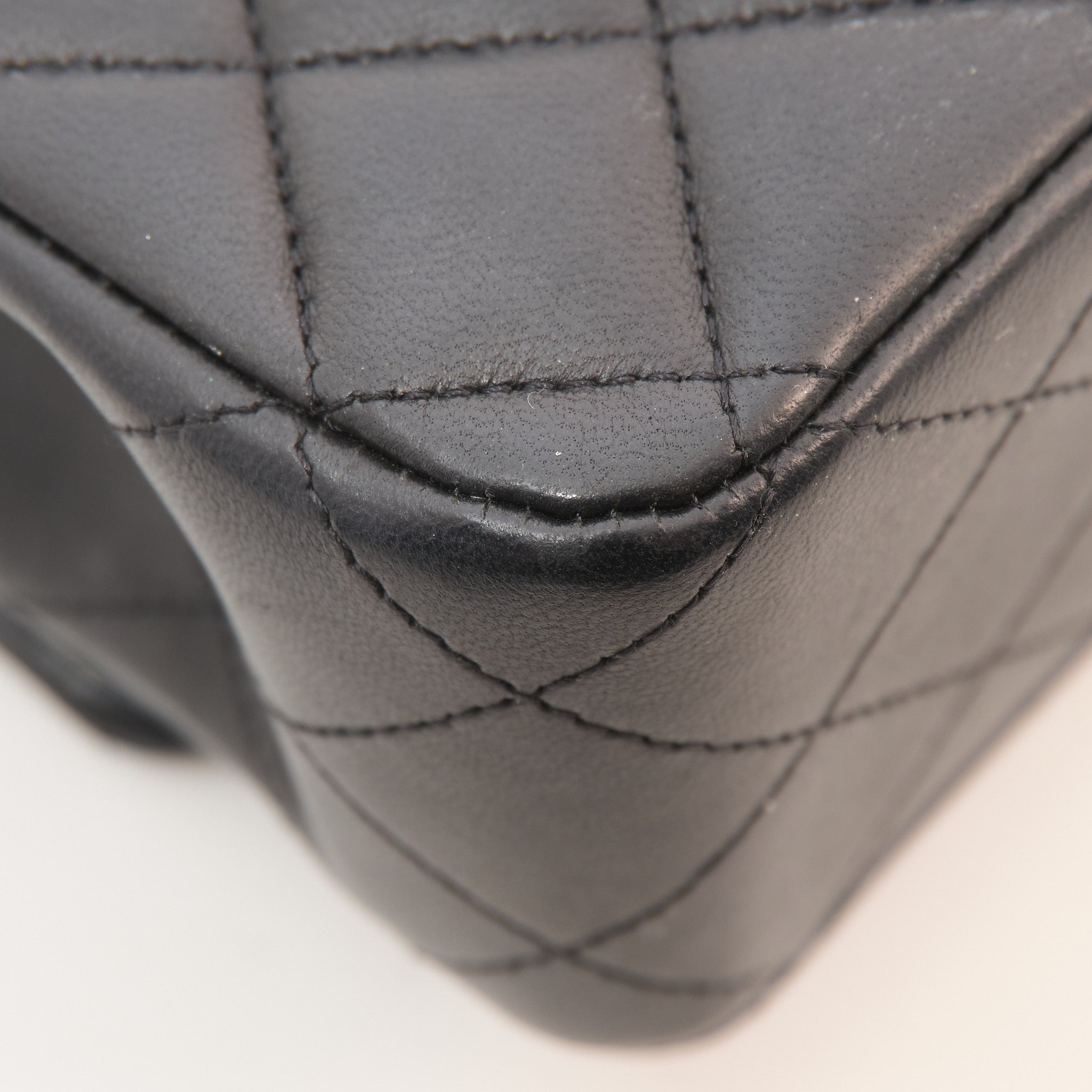 Chanel Medium Classic Flap Black Lambskin GHW