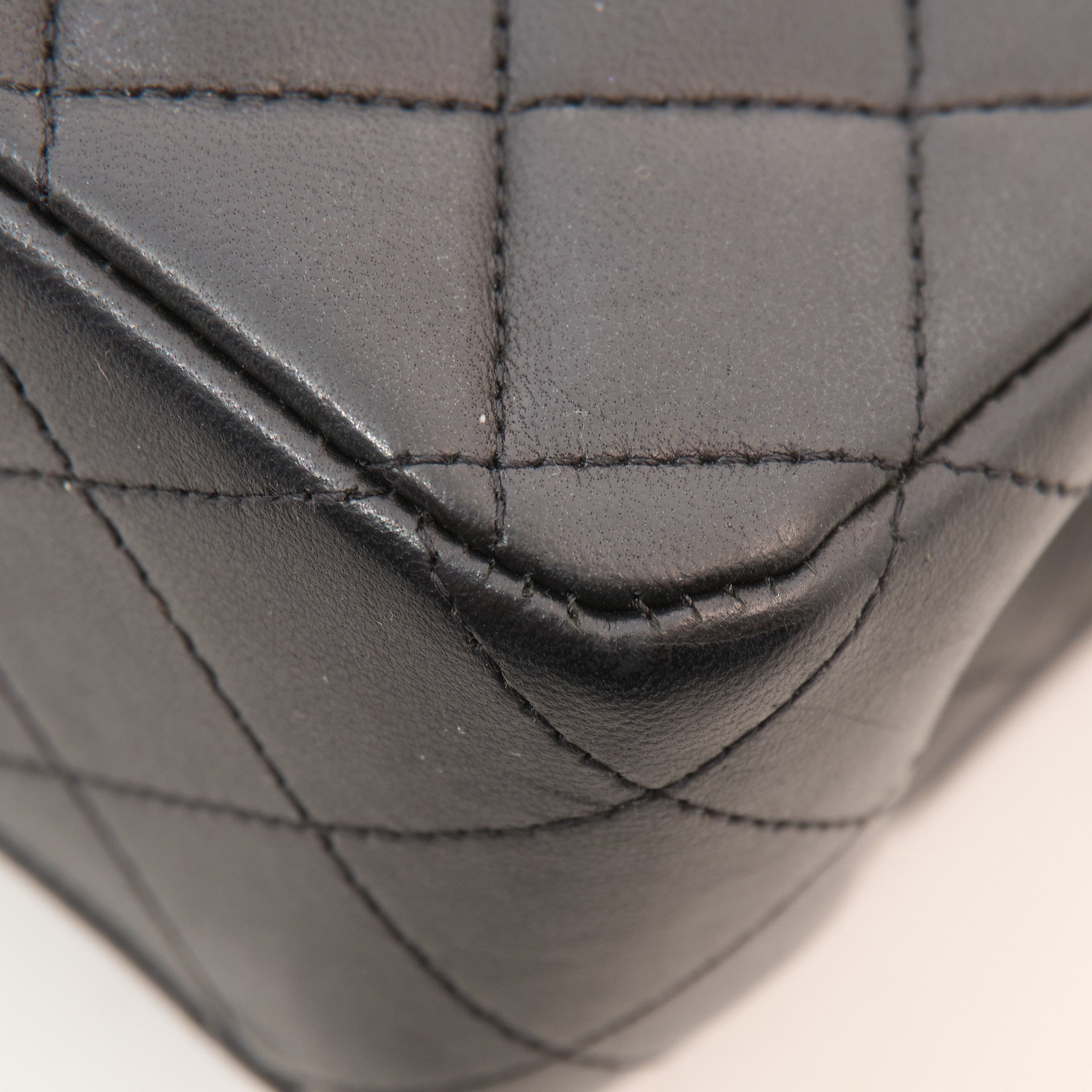 Chanel Medium Classic Flap Black Lambskin GHW