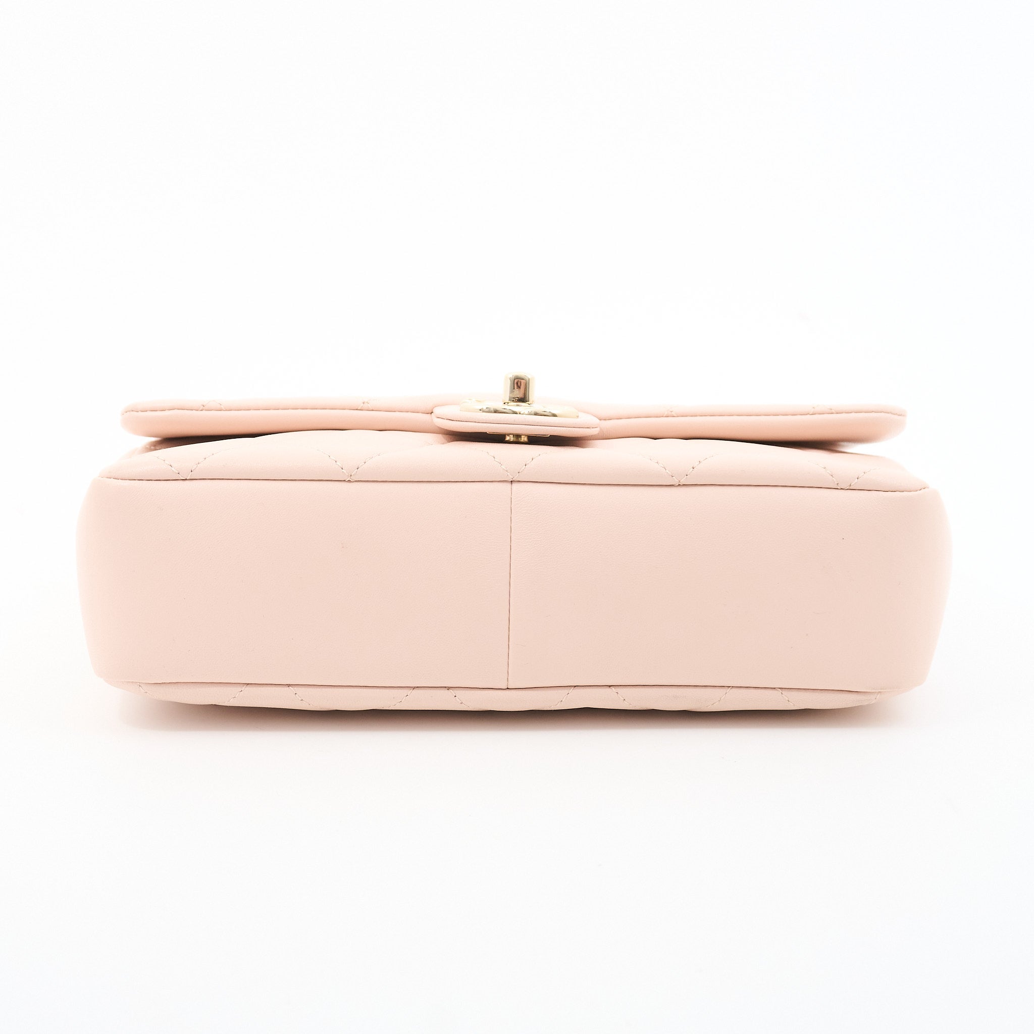 Chanel 22C Medium Flap Bag With Top Handle Pink LGHW