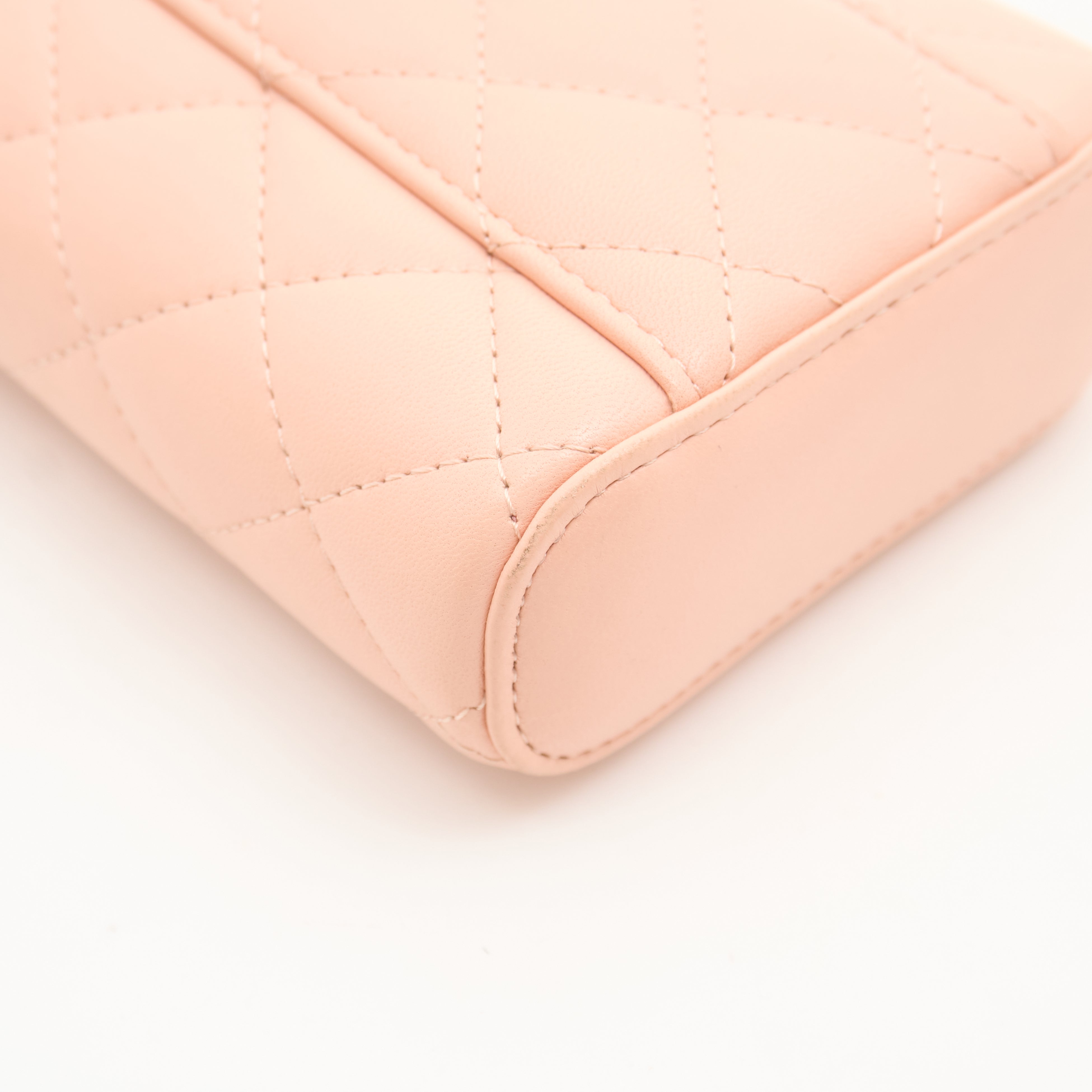 Chanel Vertical Vanity Case Pink Lambskin LGHW