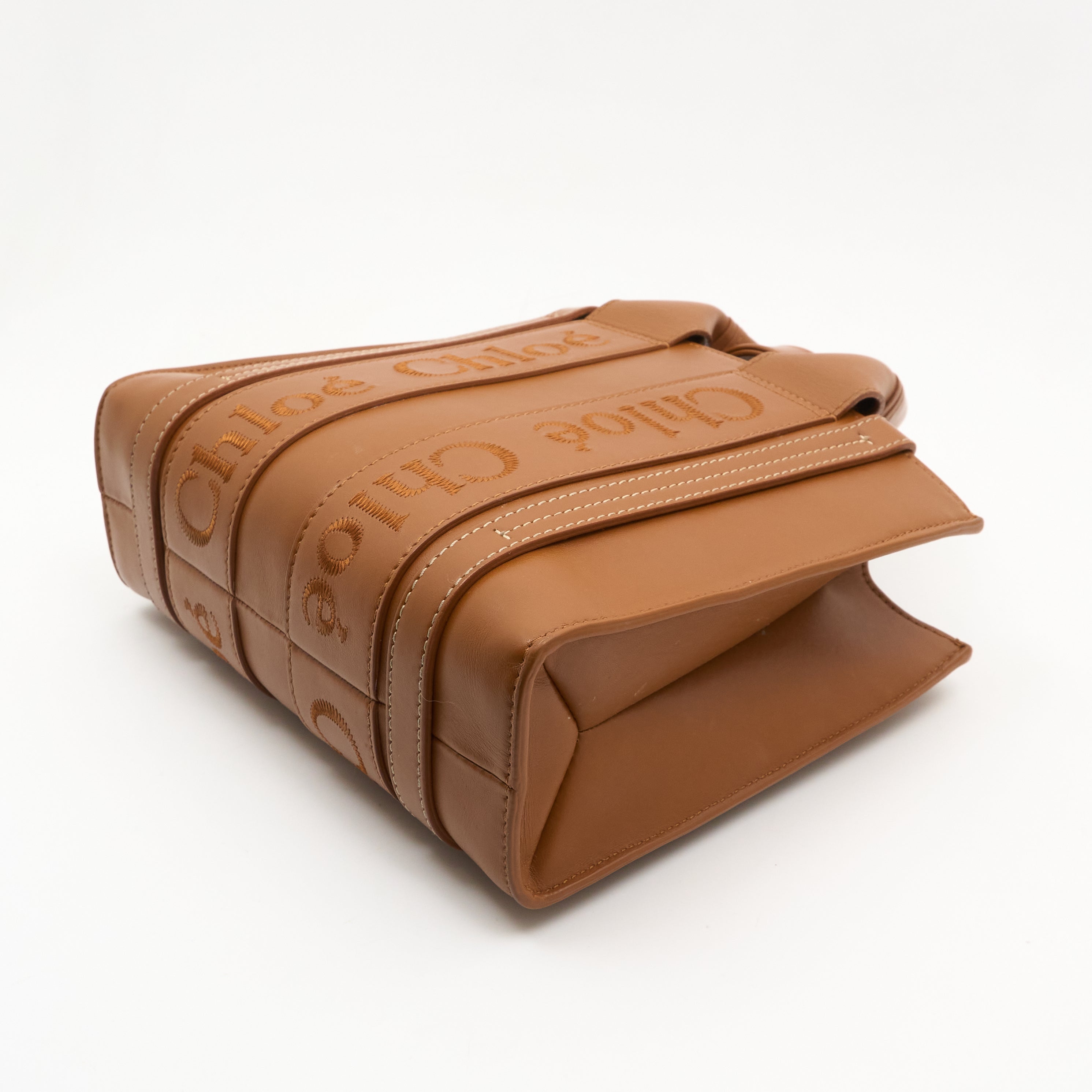 Chloe Small Woody Bag In Caramel Leather