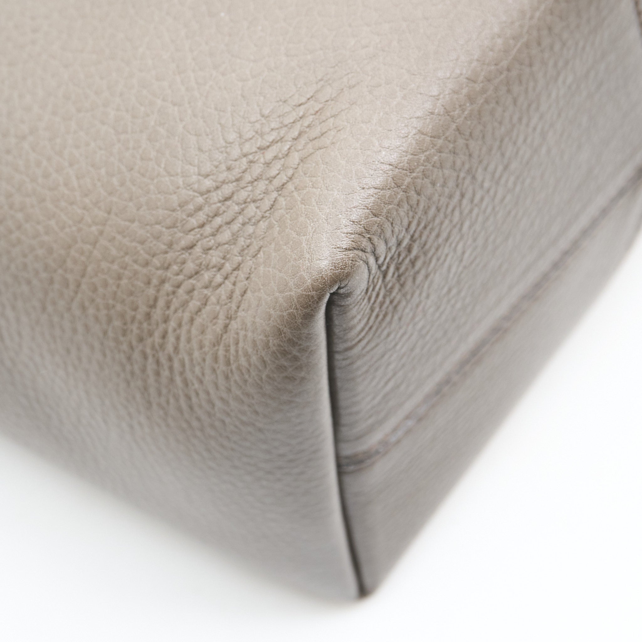 Chloe Spin Tote Bag In Taupe Grey Leather