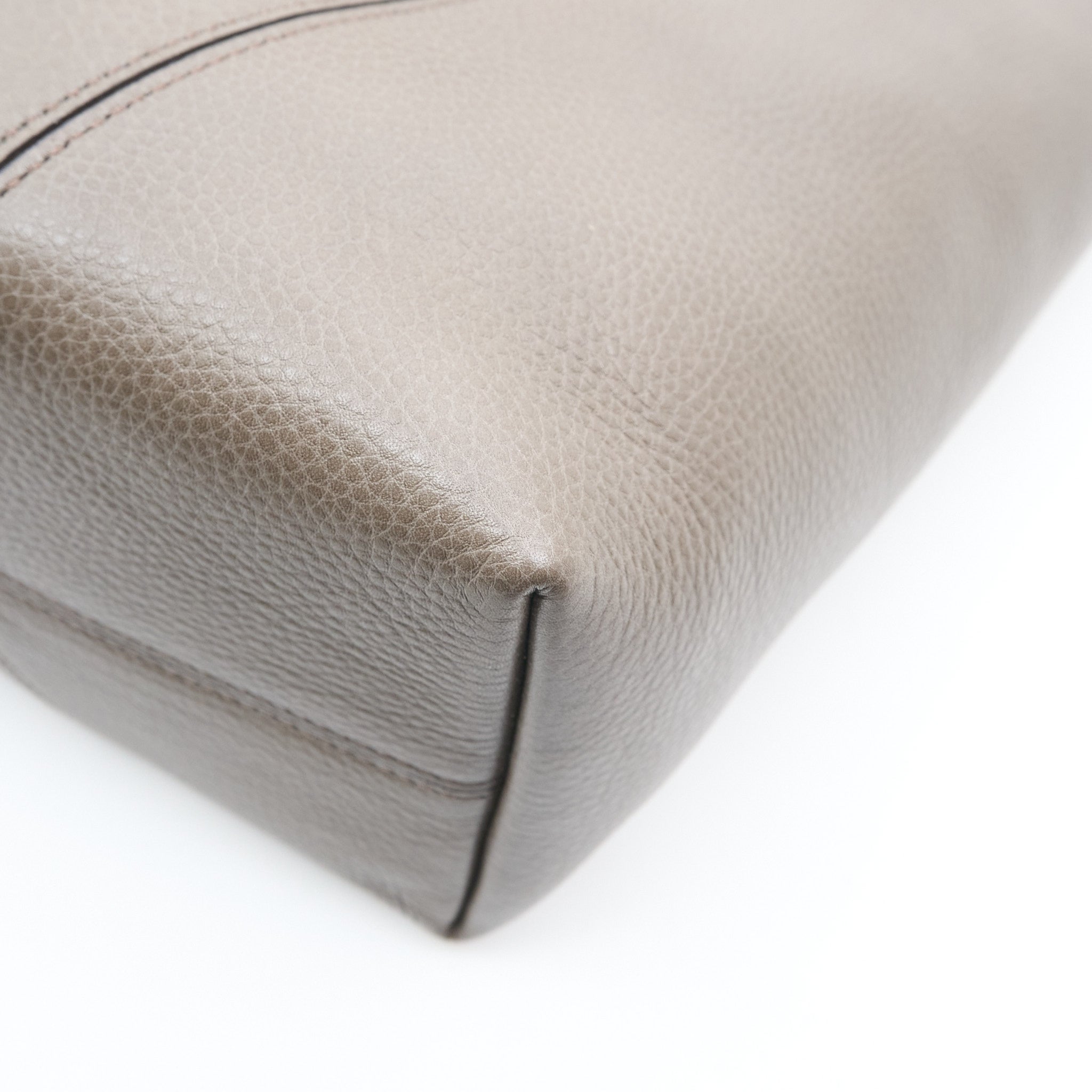 Chloe Spin Tote Bag In Taupe Grey Leather