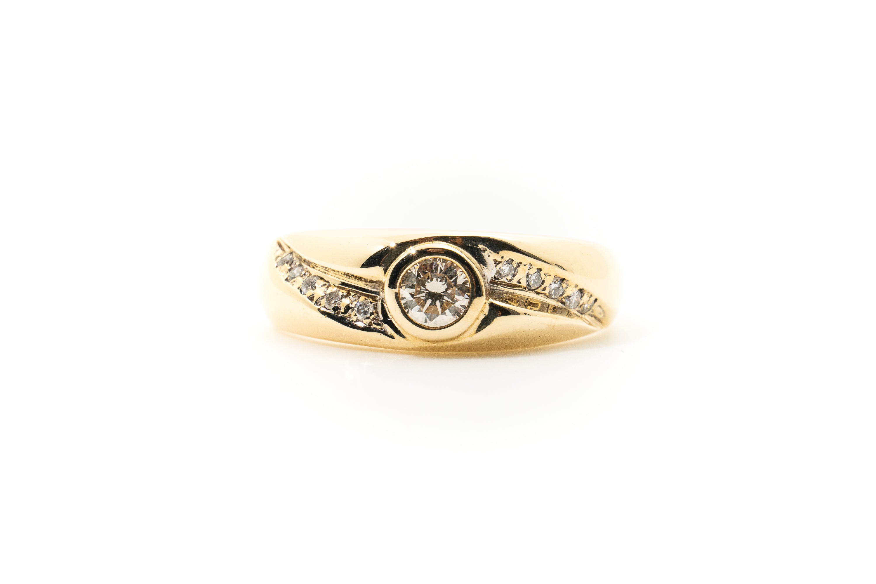 Custom 9ct Gold 20 Point diamond Ring