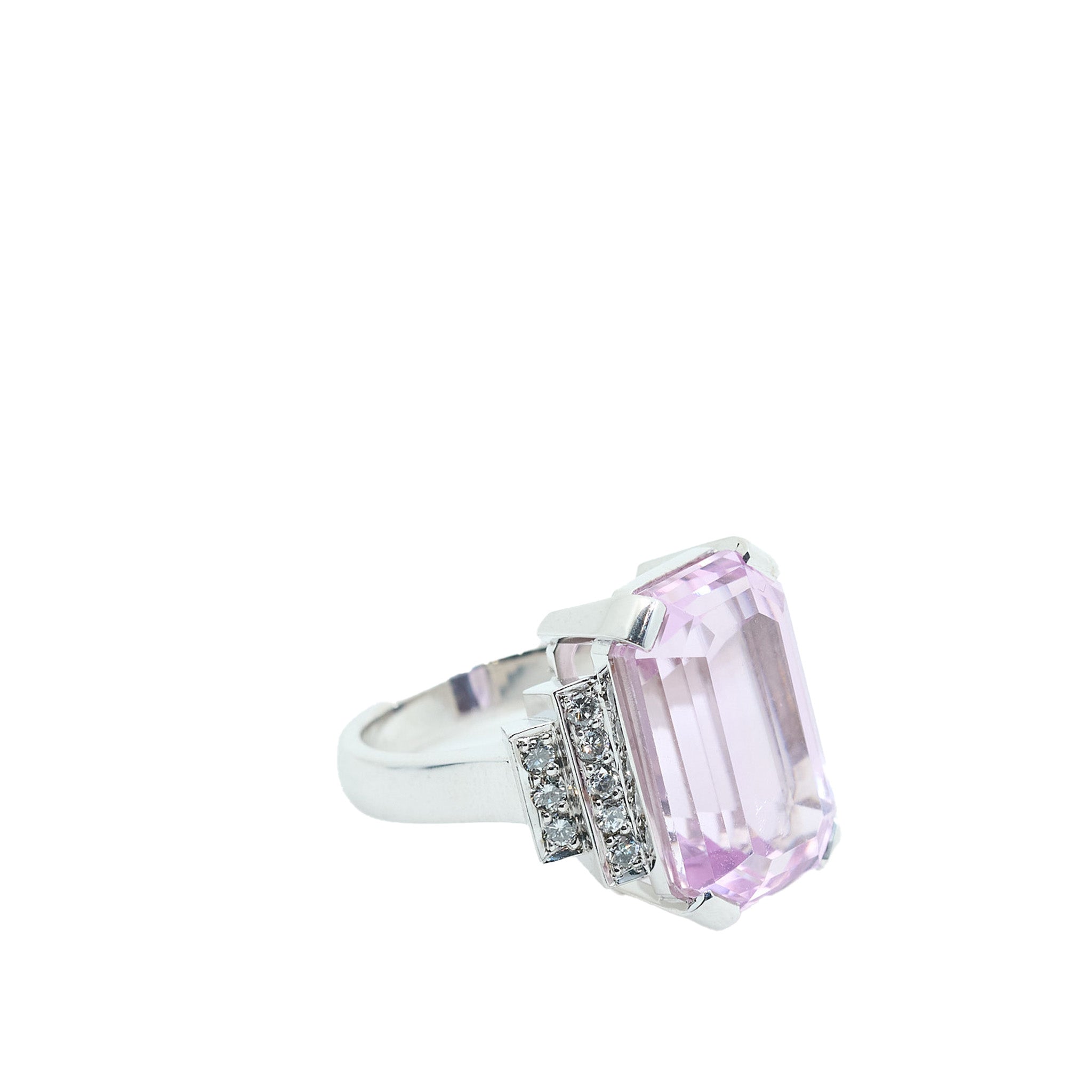Custom by MV&Co 18ct White Gold & Kunzite Ring