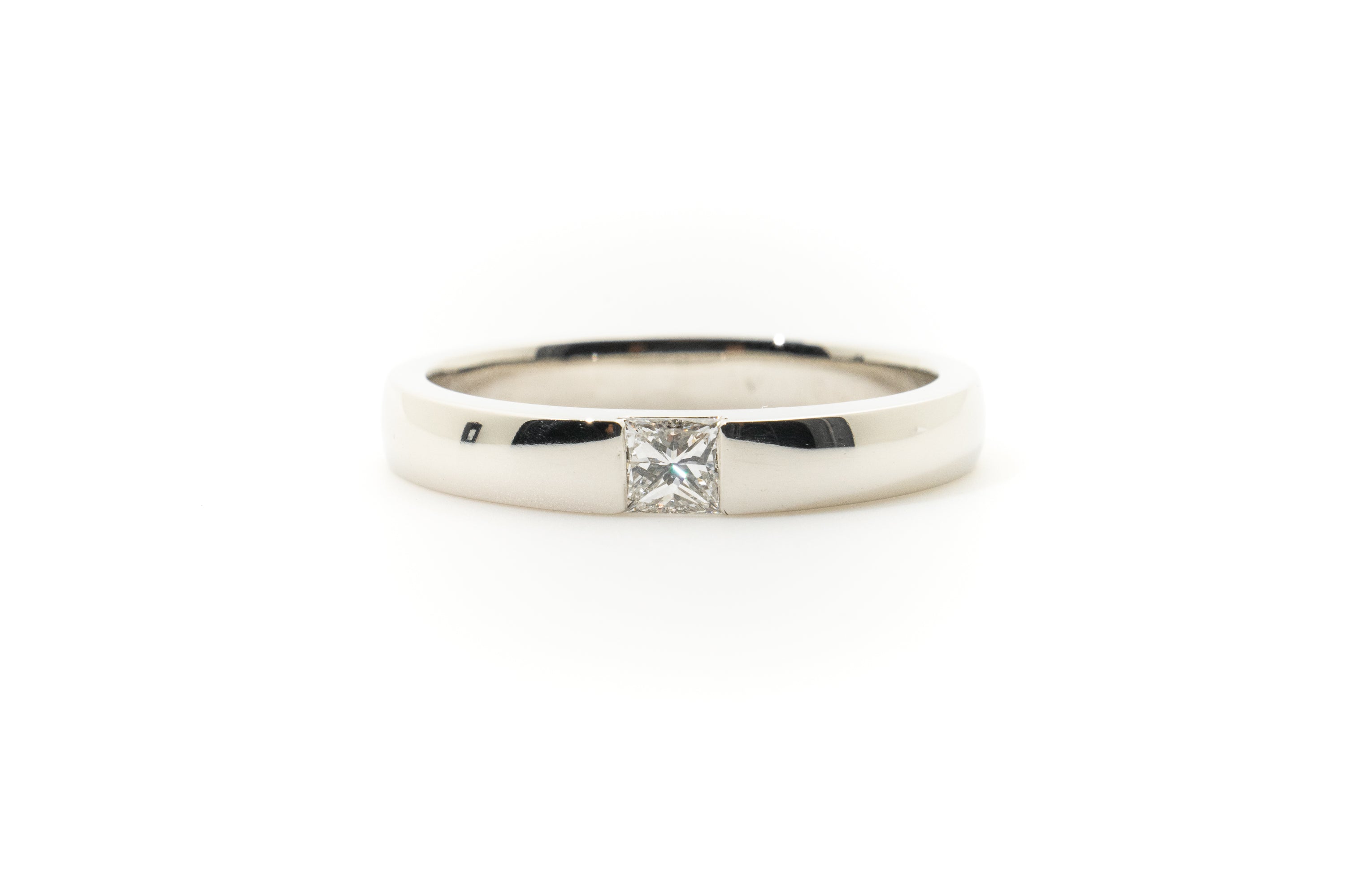 Custom by MV&Co Ring Diamond Platinum Ring
