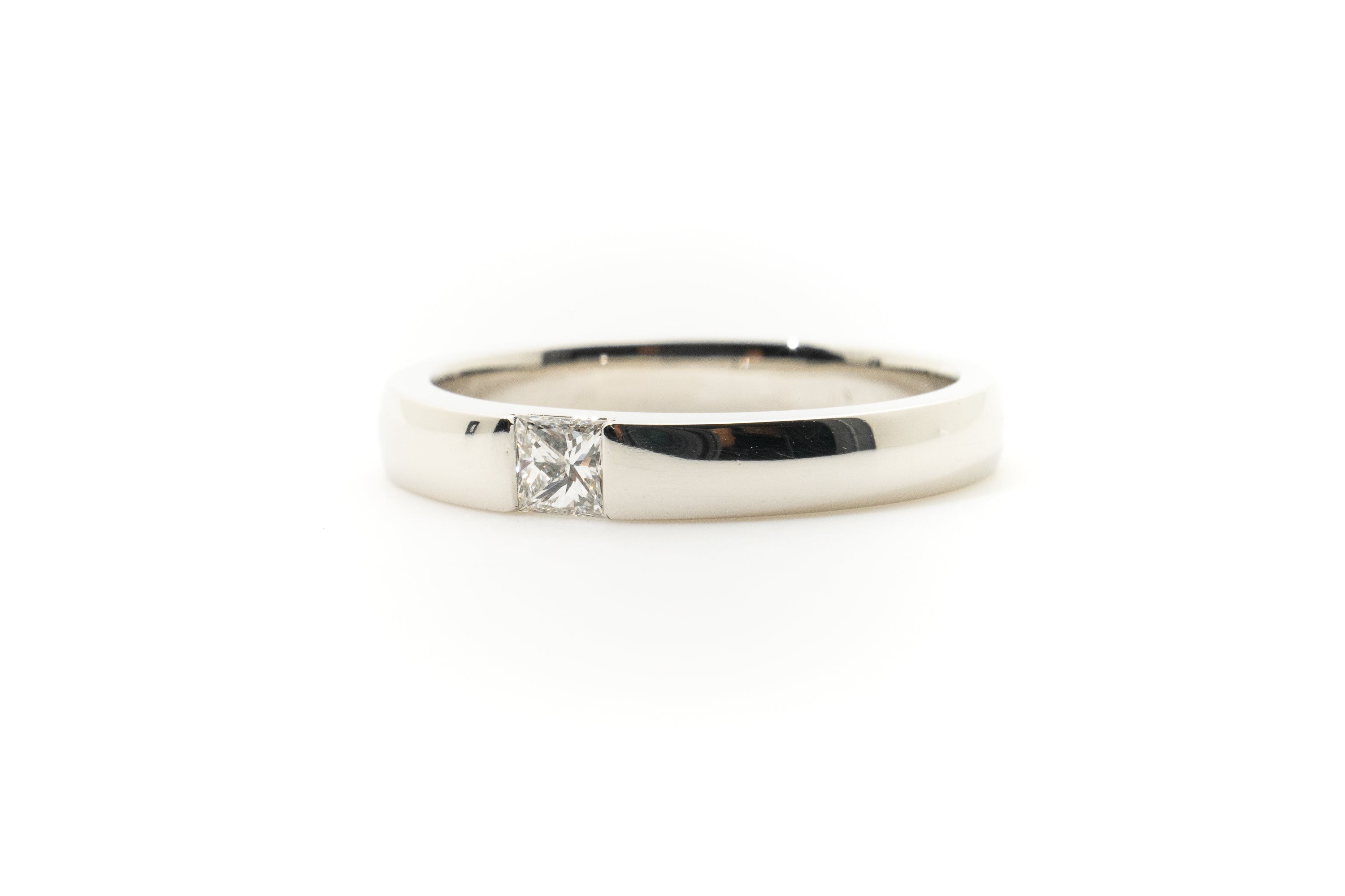 Custom by MV&Co Ring Diamond Platinum Ring