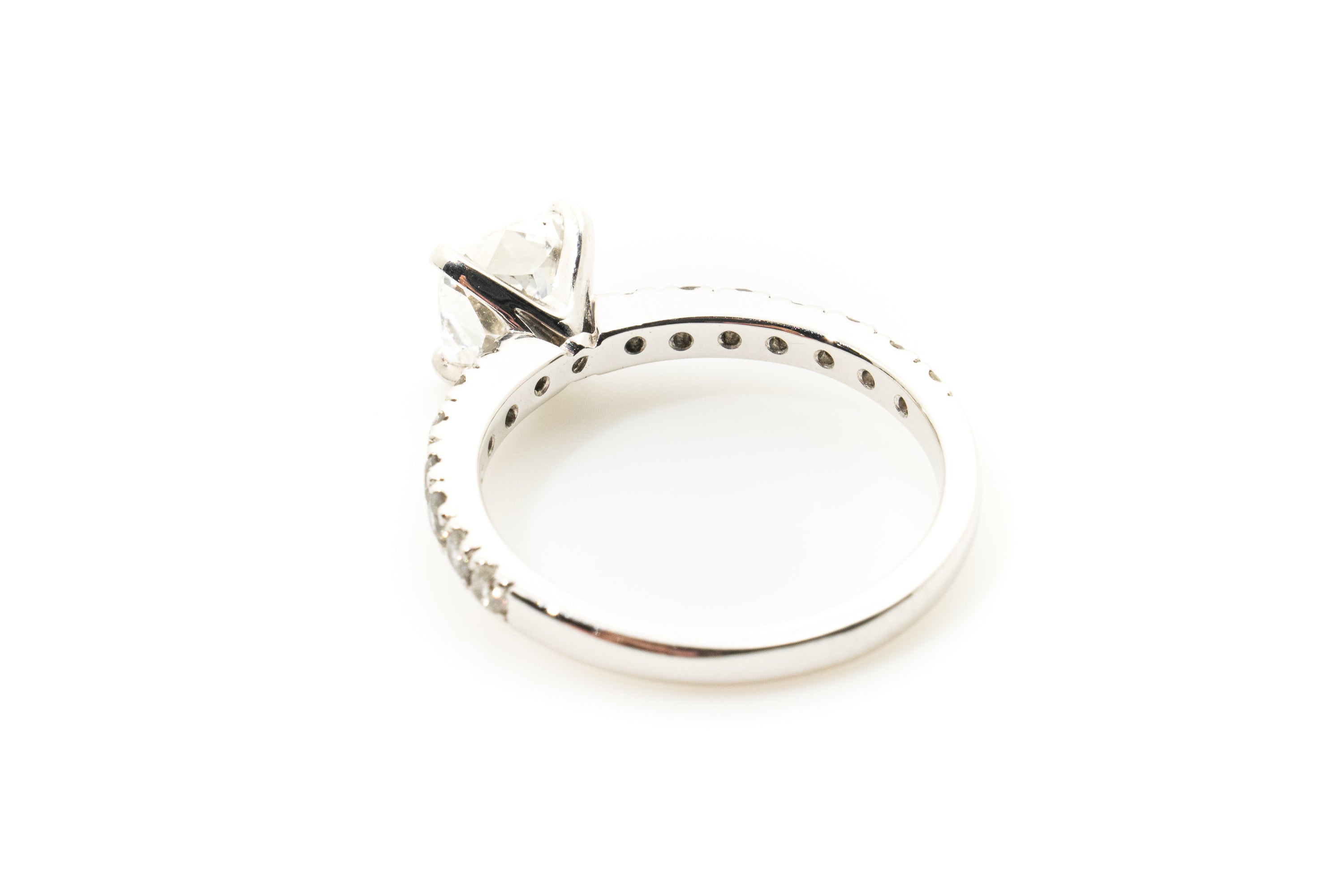 Custom 18ct White Gold Diamond Ring