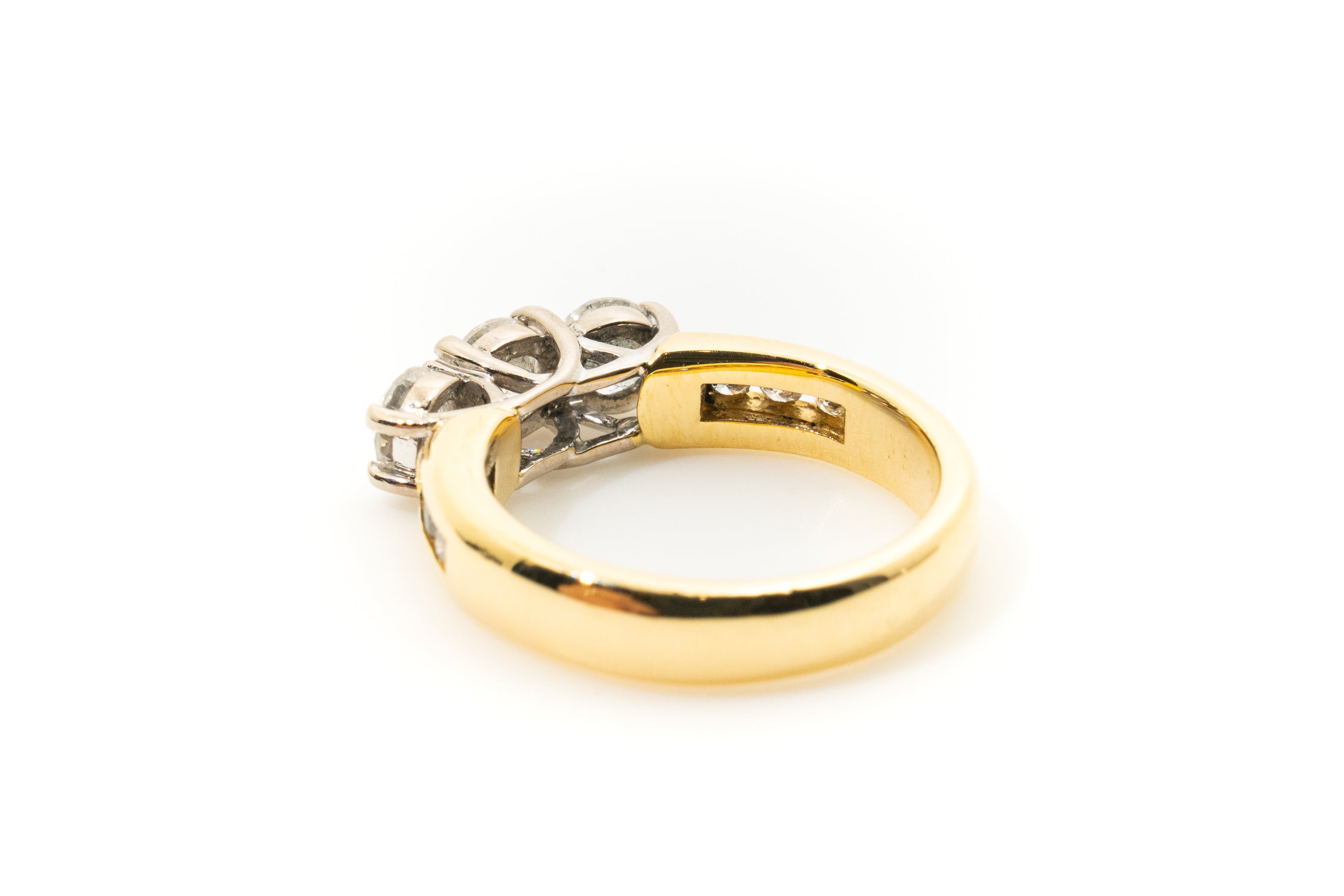 Custom 18ct Yellow Gold Diamond Ring