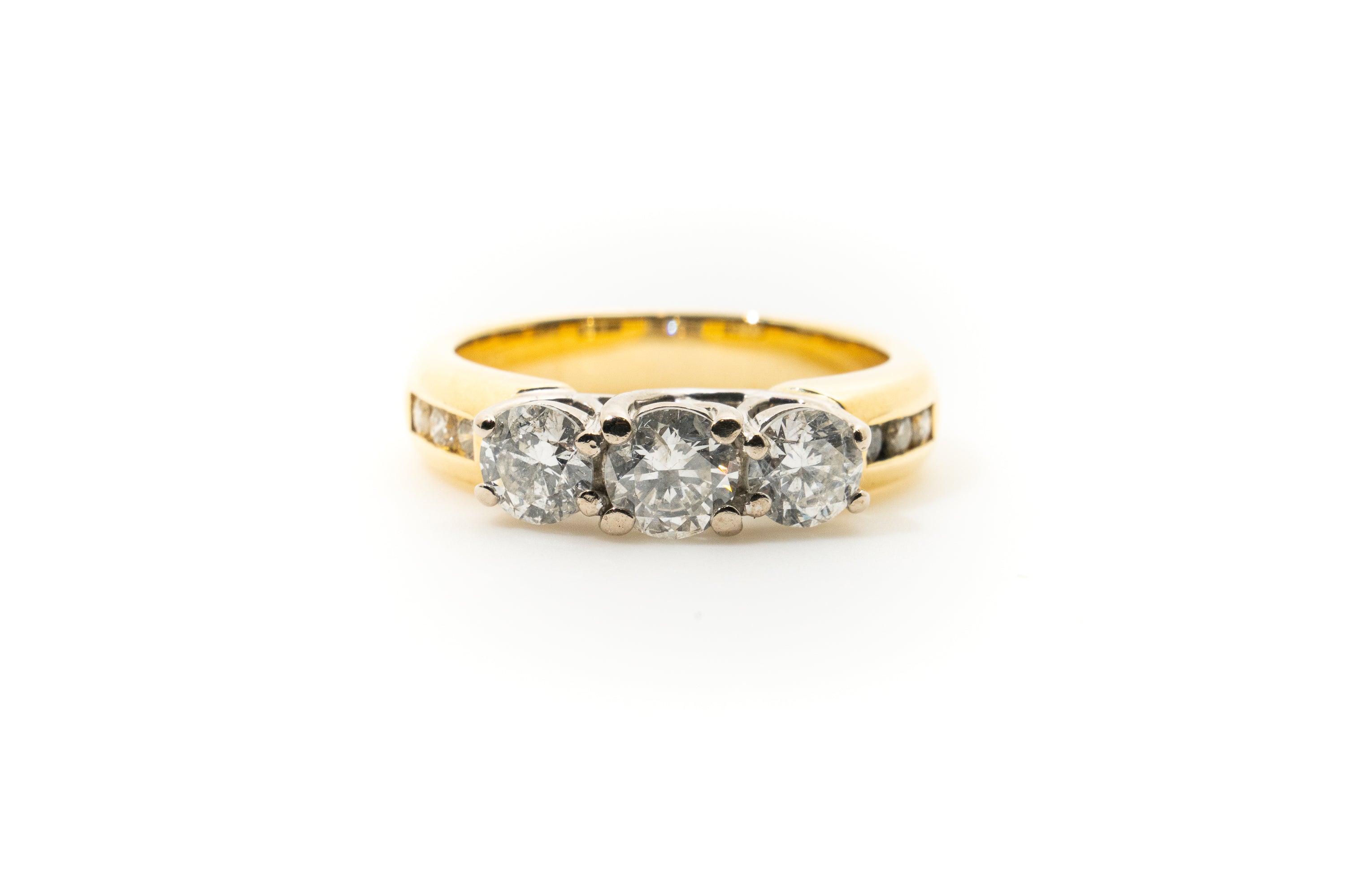 Custom 18ct Yellow Gold Diamond Ring