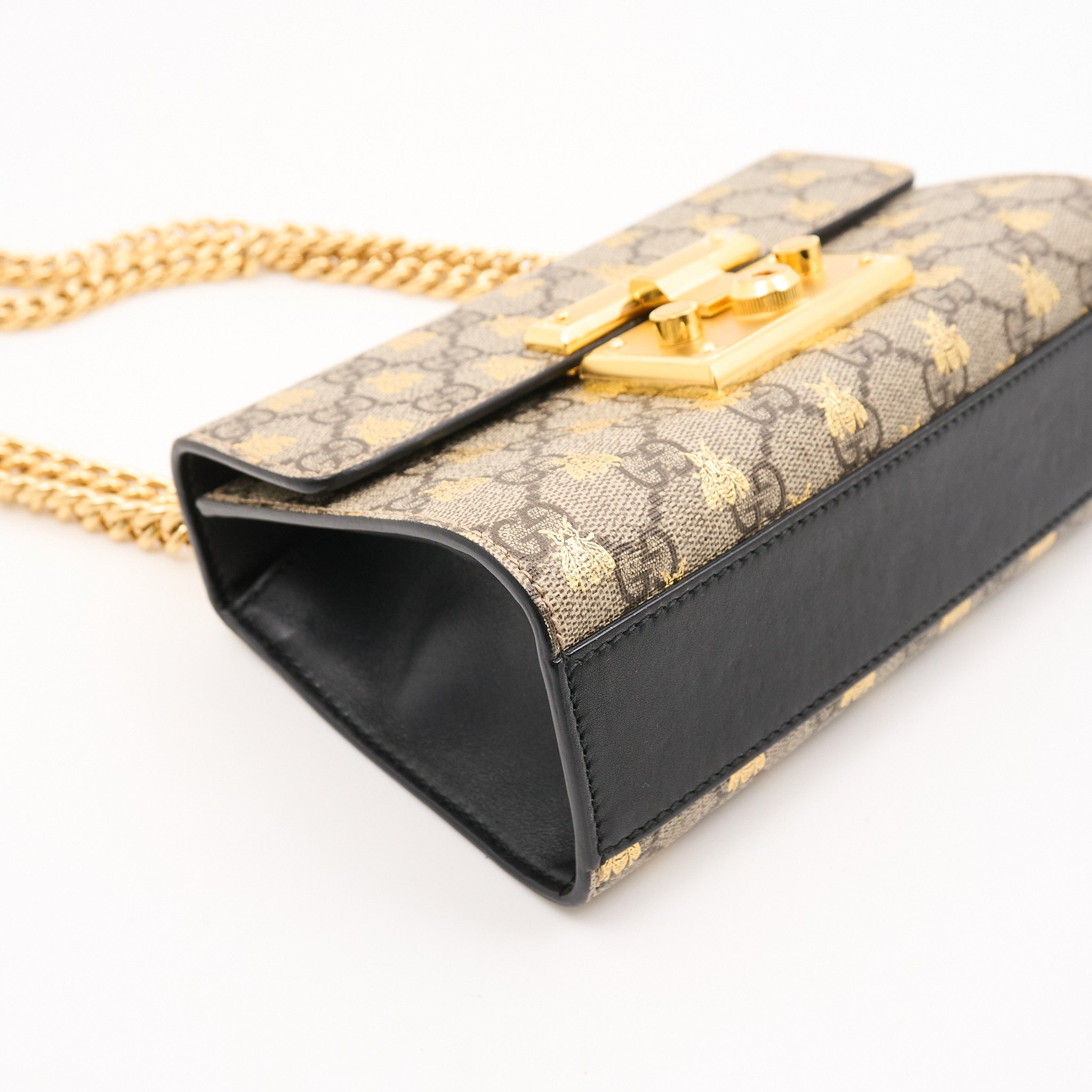 Gucci Padlock GG Supreme Bee Shoulder Bag