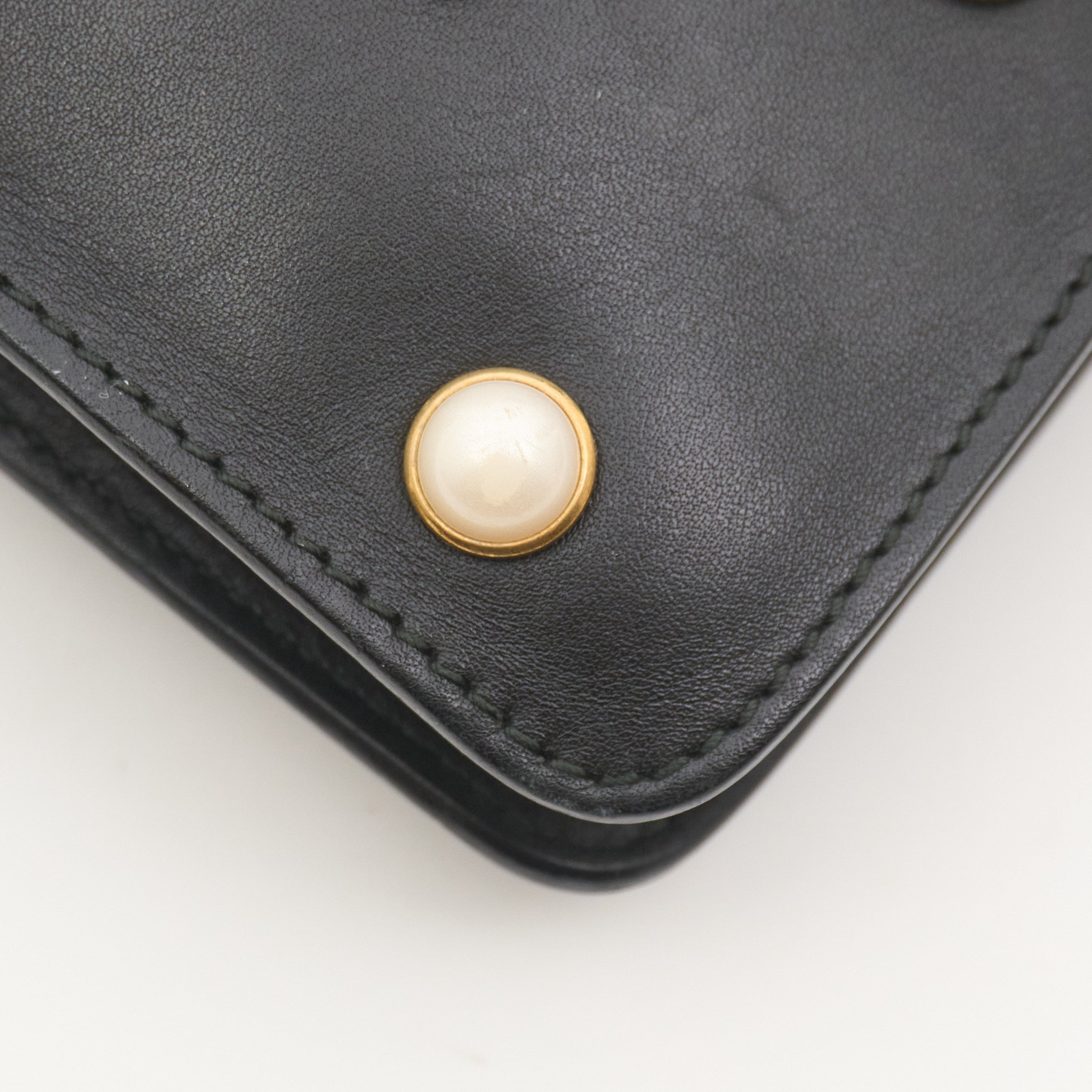 Gucci Broadway Feline Pearl Shoulder Bag