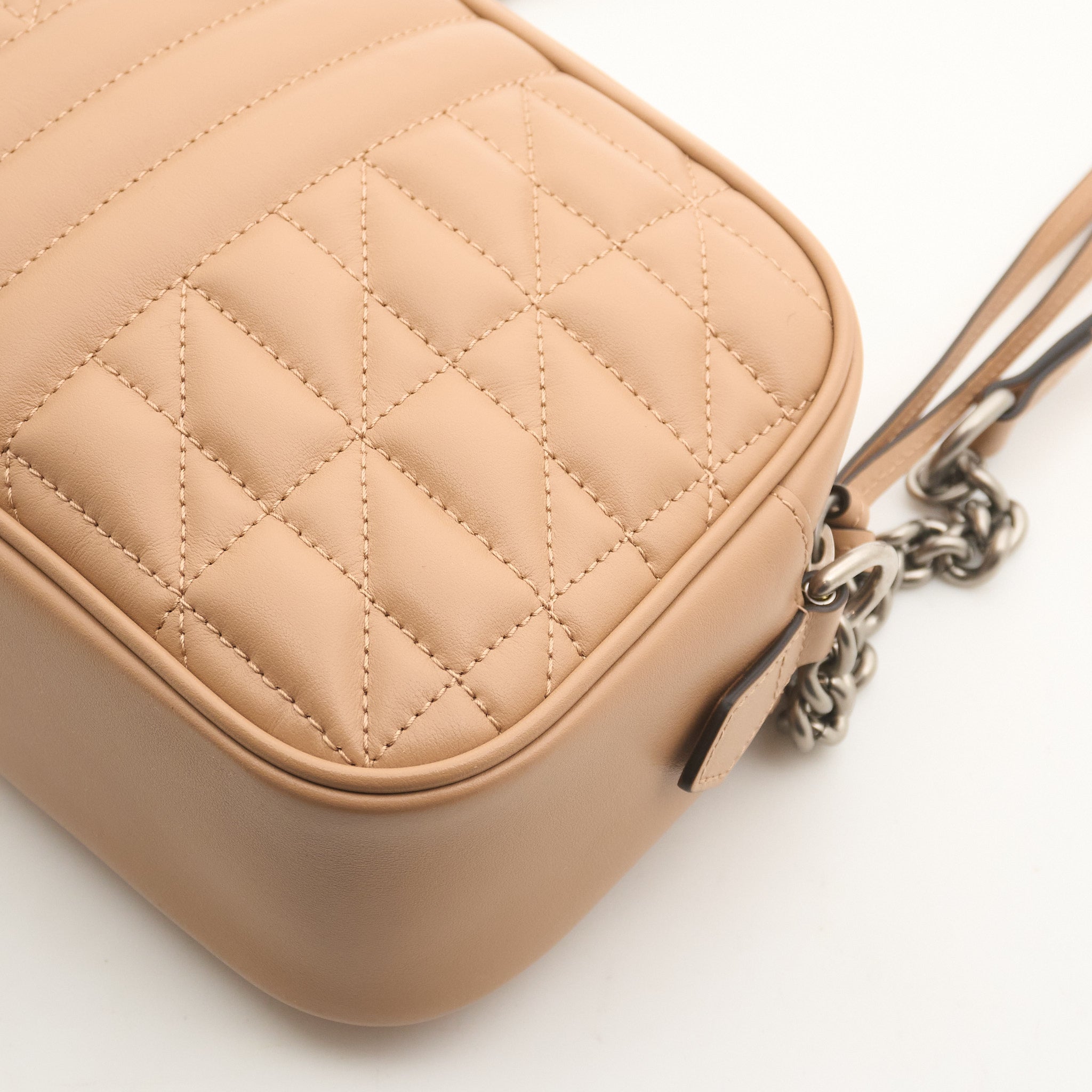 Gucci GG Marmont Beige Matelassé Bag