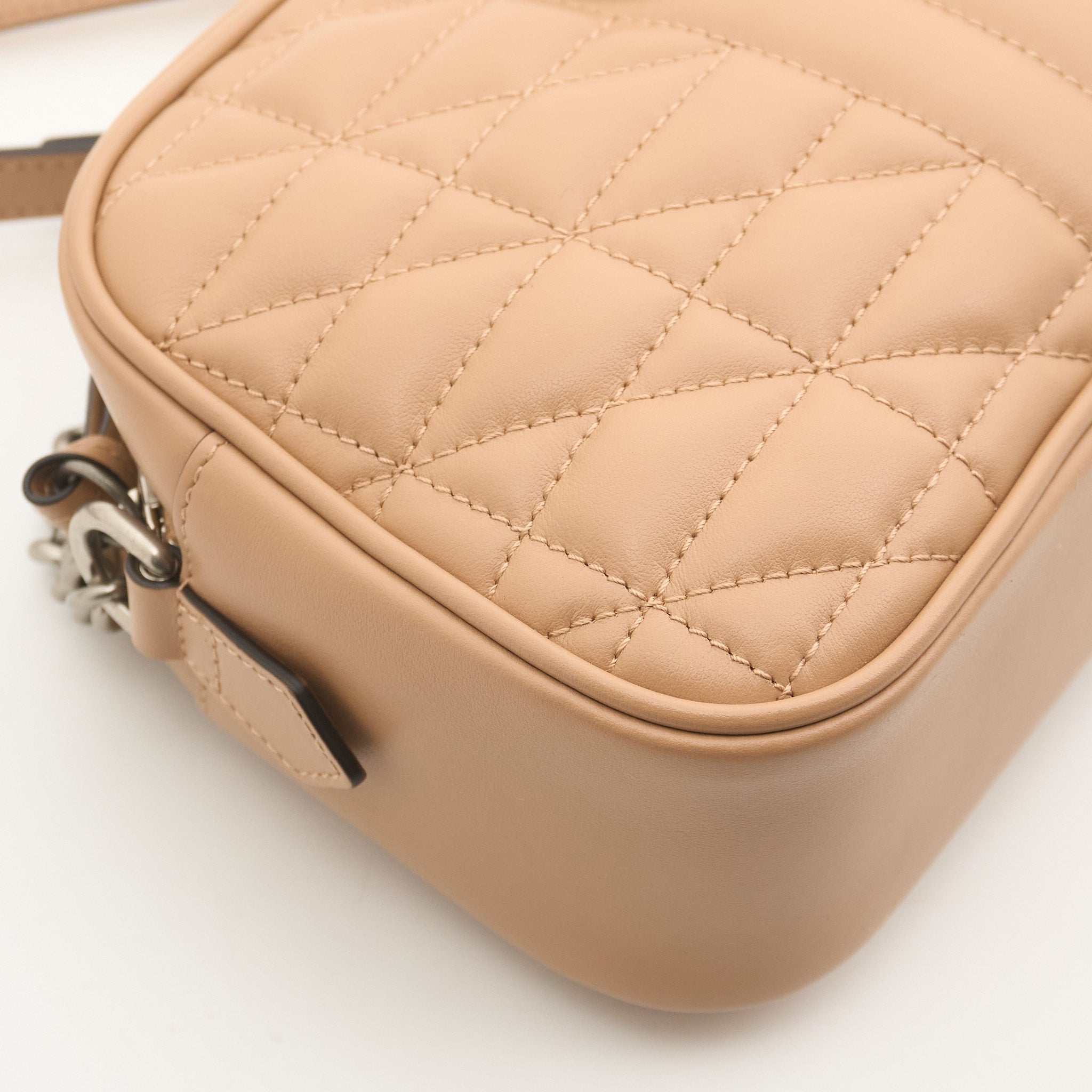 Gucci GG Marmont Beige Matelassé Bag