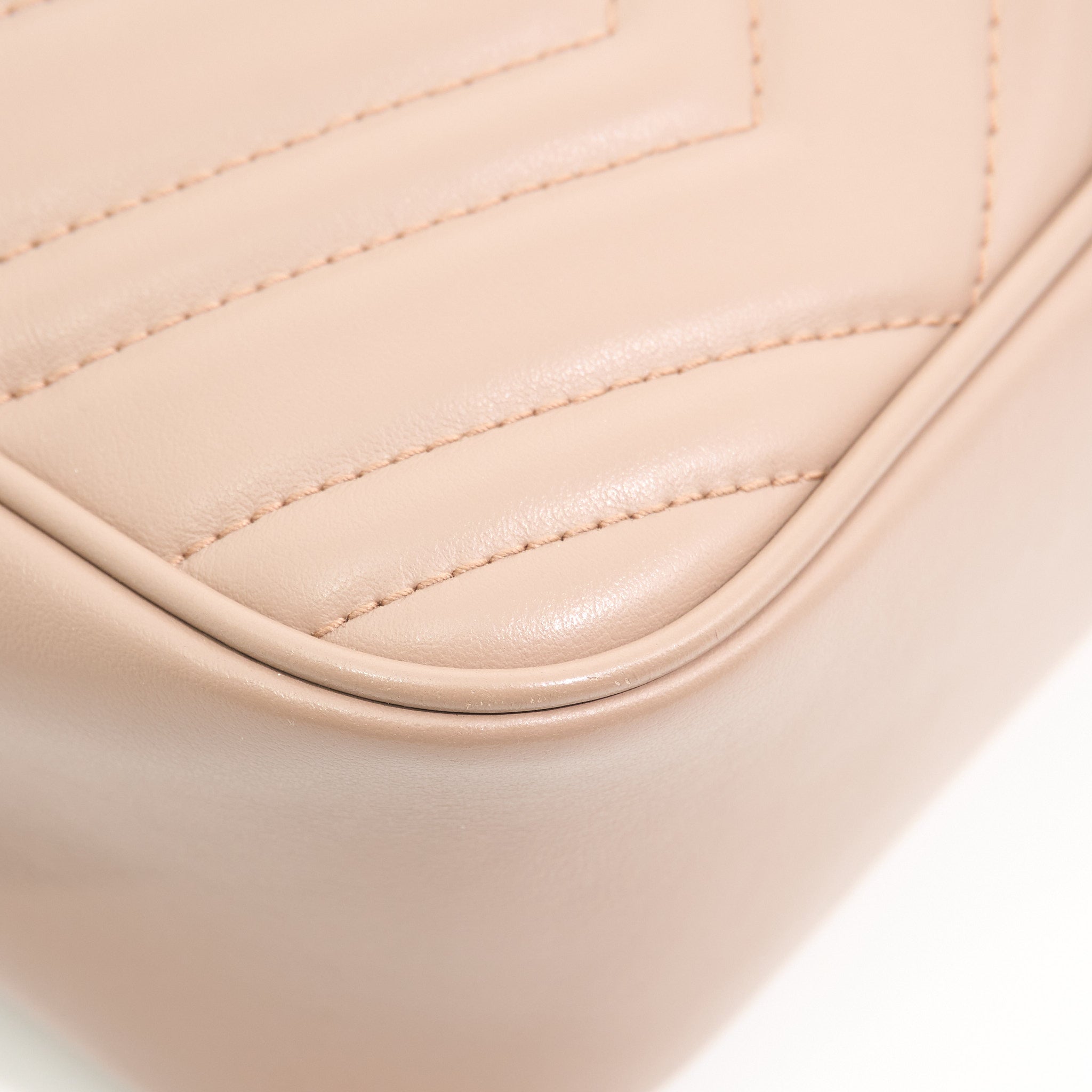 Gucci GG Marmont Dusty Beige Marmont Matelassé Bag