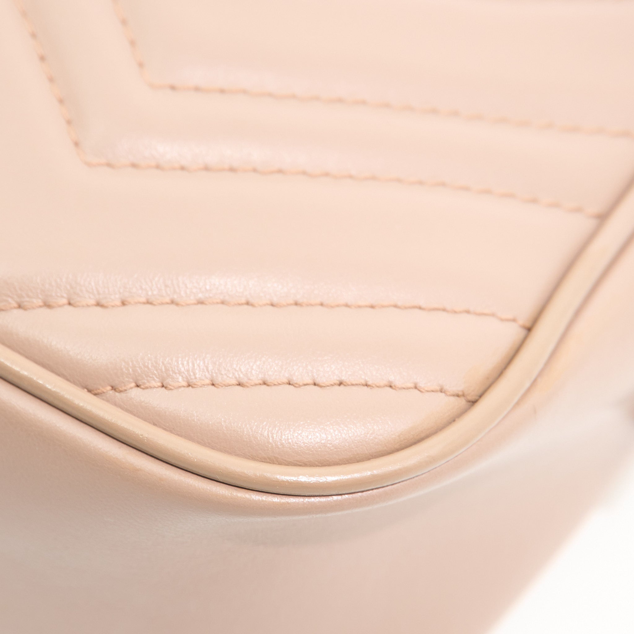 Gucci GG Marmont Dusty Beige Marmont Matelassé Bag