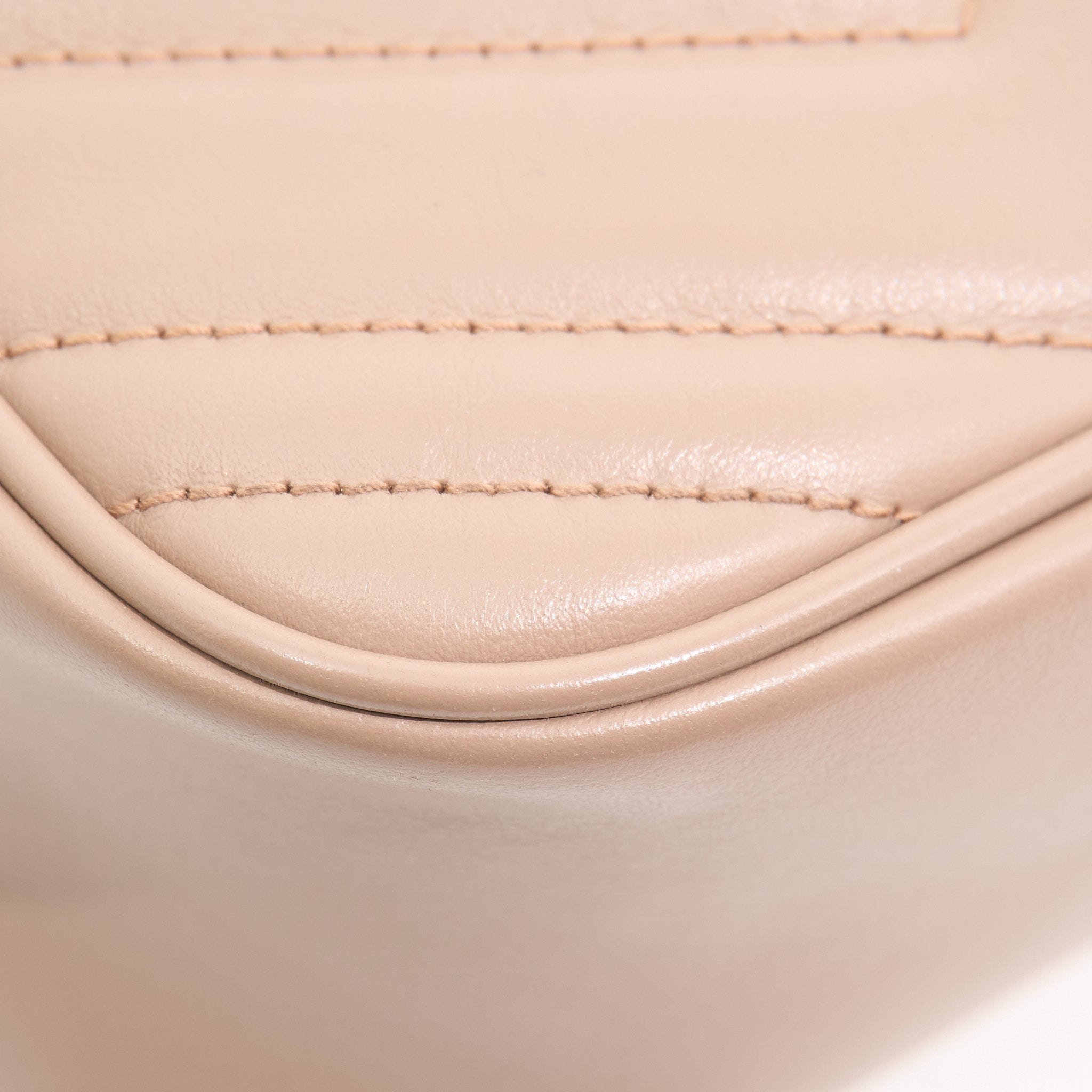 Gucci GG Marmont Dusty Beige Marmont Matelassé Bag