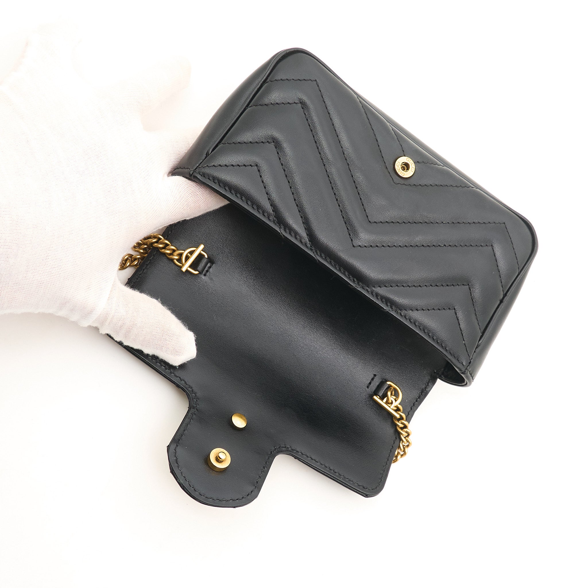 Gucci GG Marmont Matelassé Super Mini Black Bag