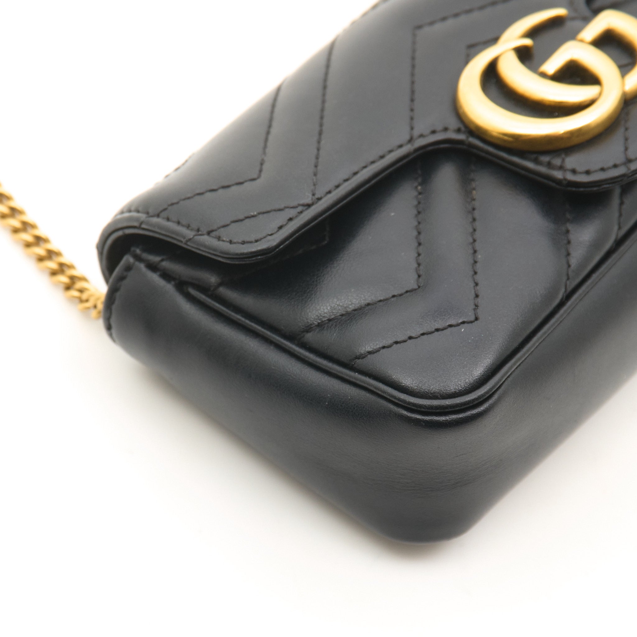 Gucci GG Marmont Matelassé Super Mini Black Bag
