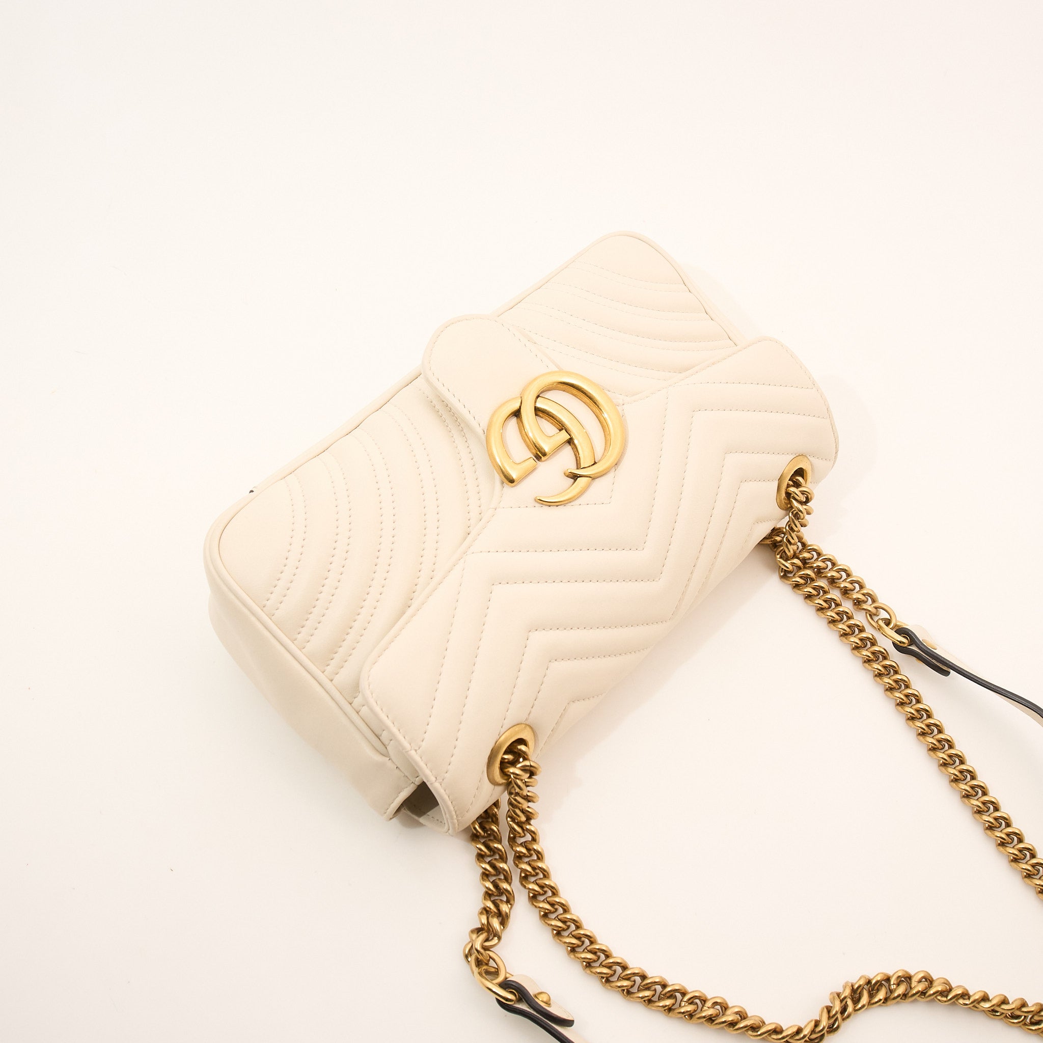 Gucci GG Marmont Small Matelassé Shoulder Flap Bag White