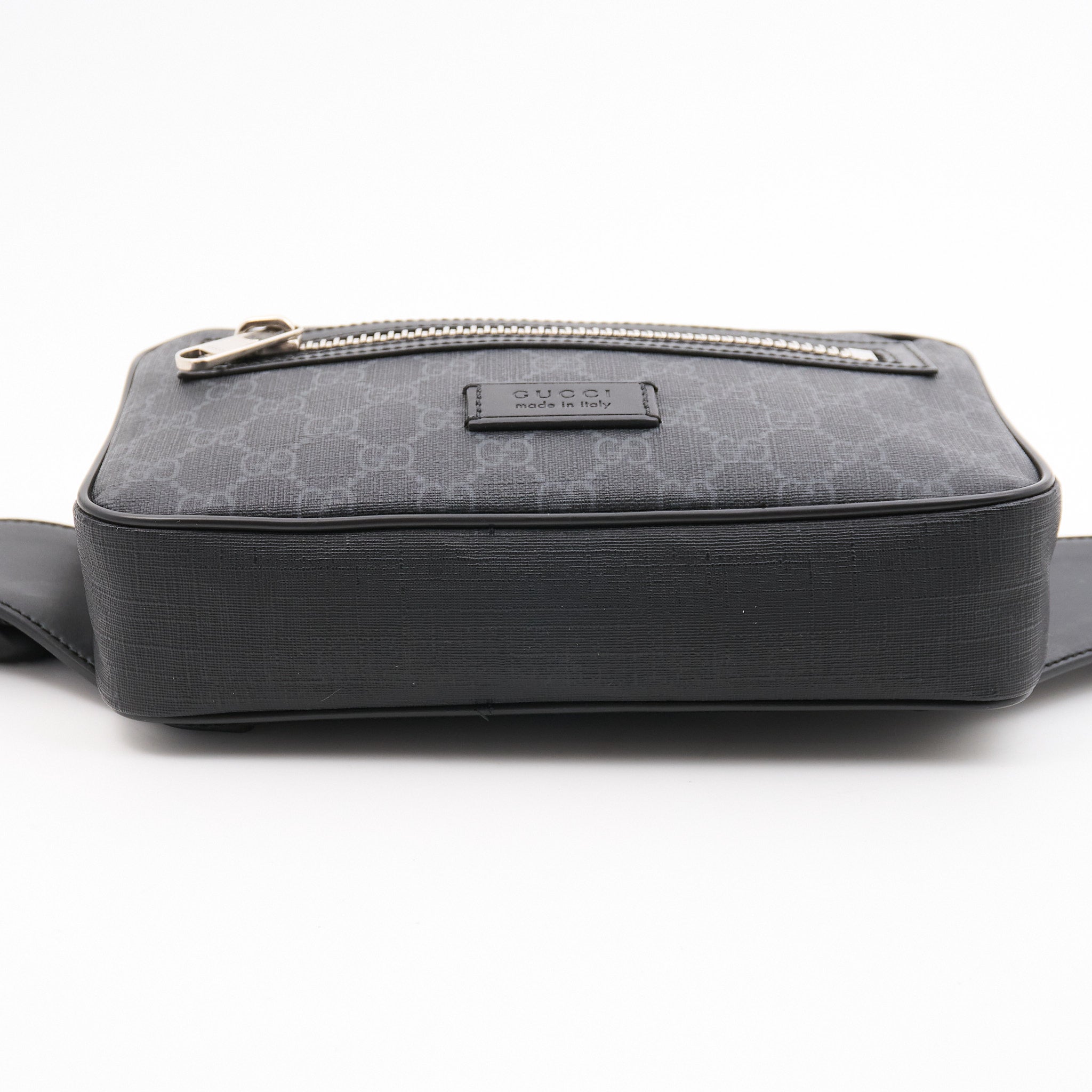 Gucci GG Supreme Belt Bag