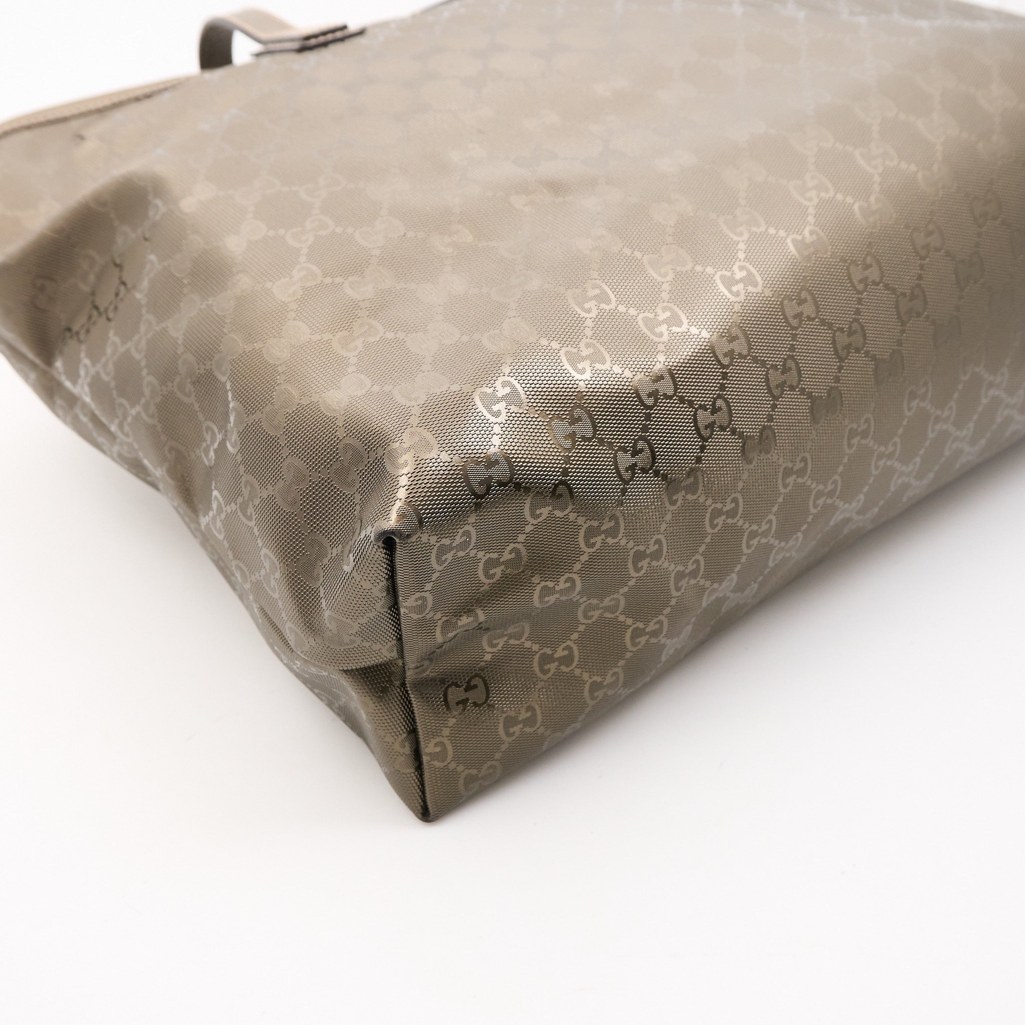 Gucci GG Supreme Canvas Tote Champagne Gold