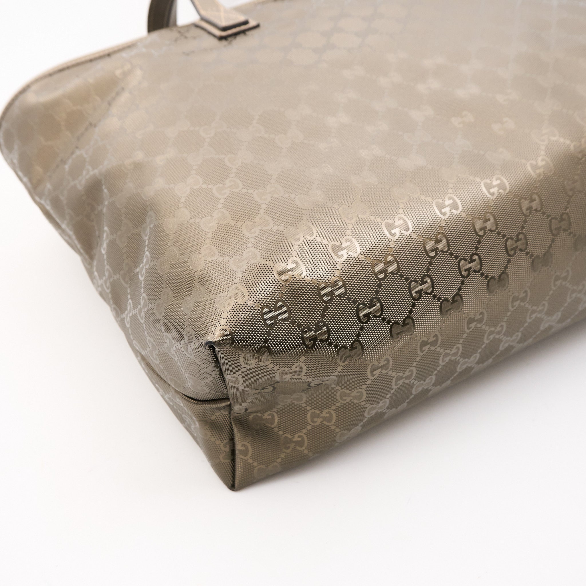 Gucci GG Supreme Canvas Tote Champagne Gold