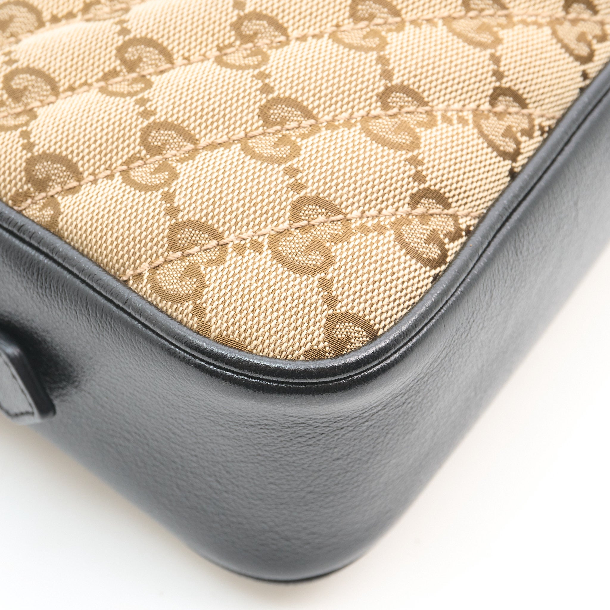 Gucci GG Supreme Marmont Bag