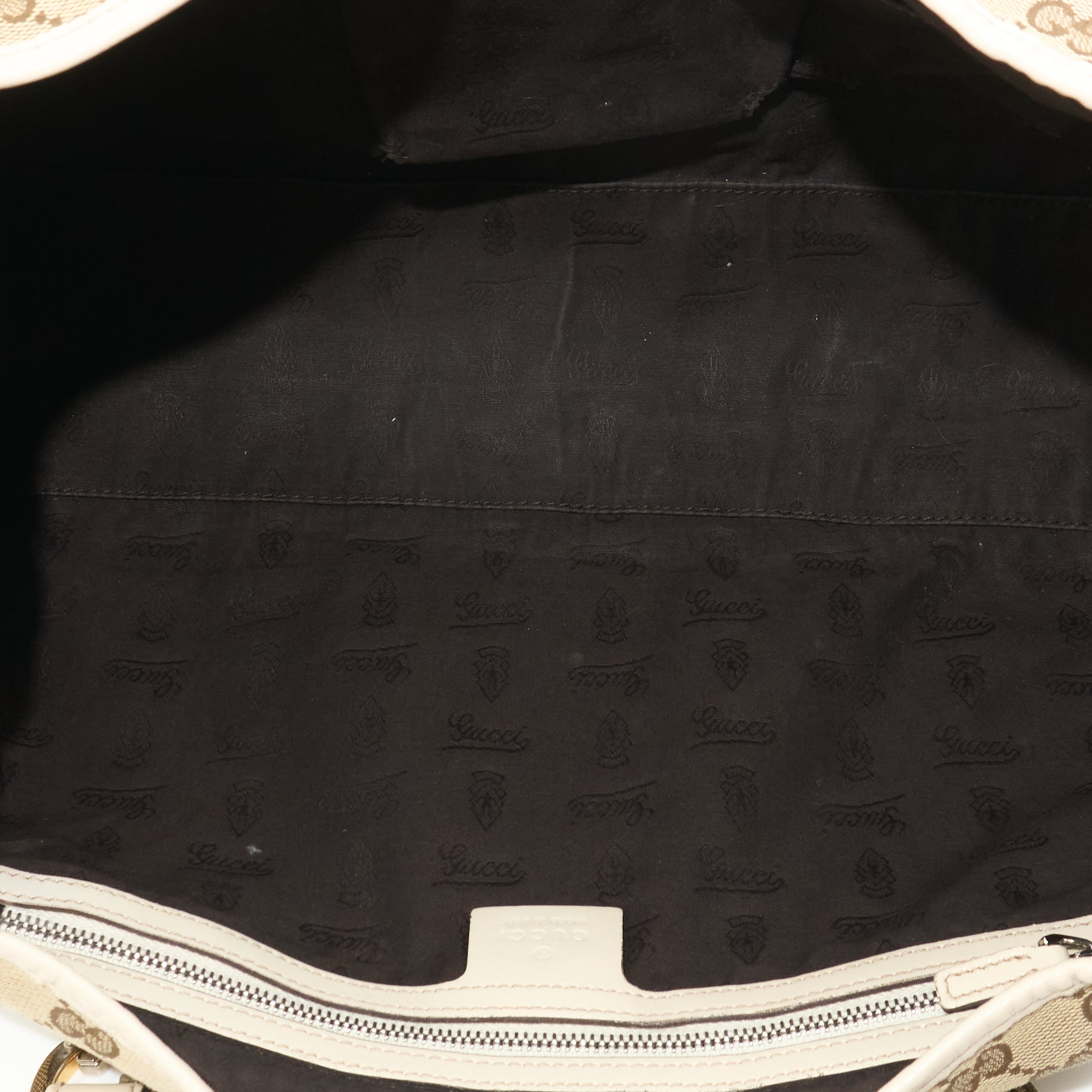 Gucci GG Supreme Vintage Shoulder Bag