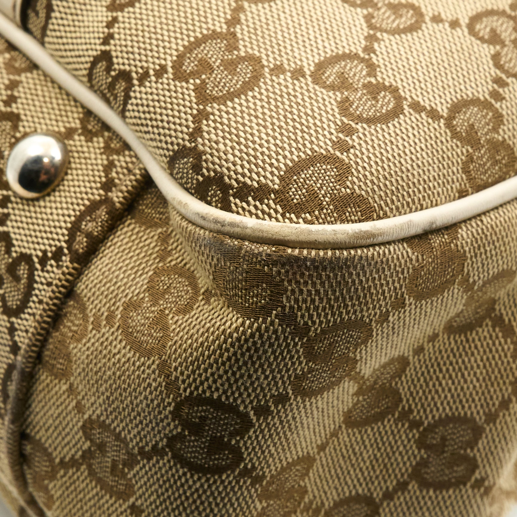 Gucci GG Supreme Vintage Shoulder Bag
