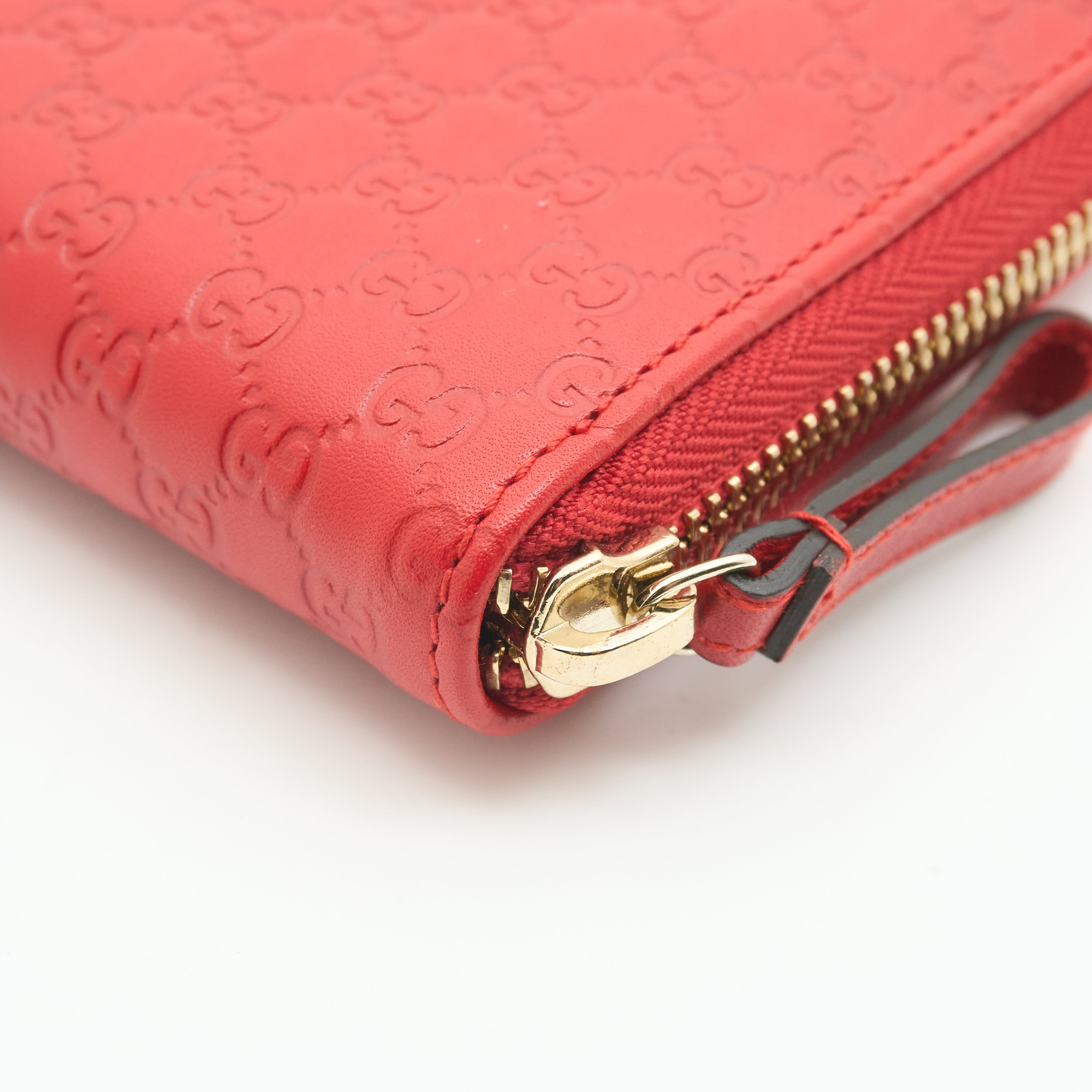 Gucci Heart Zip Around Long Wallet In Red Leather