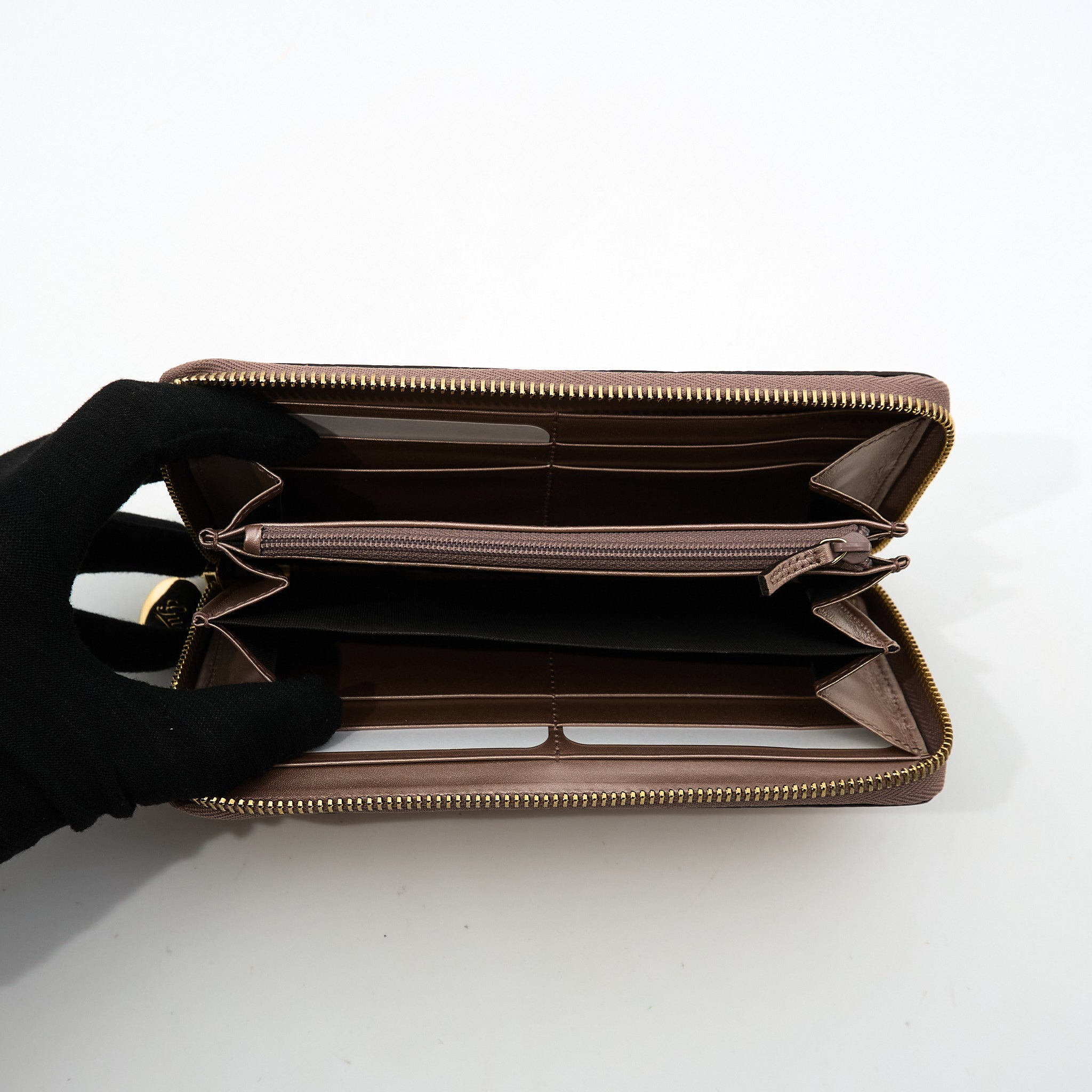 Gucci Leather Guccisima Zip Wallet Metallic Dusty Pink