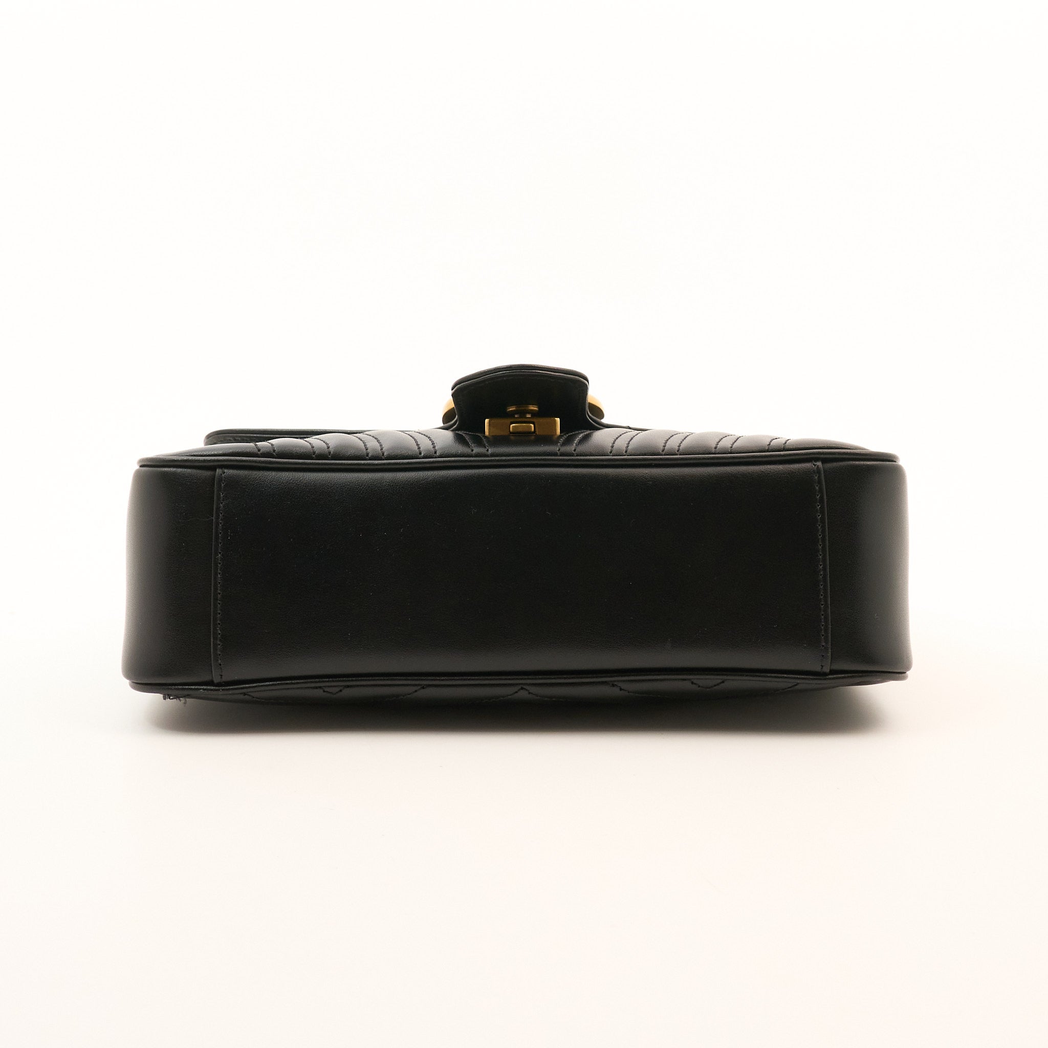 Gucci GG Marmont Small Matelassé Shoulder Flap Bag Black
