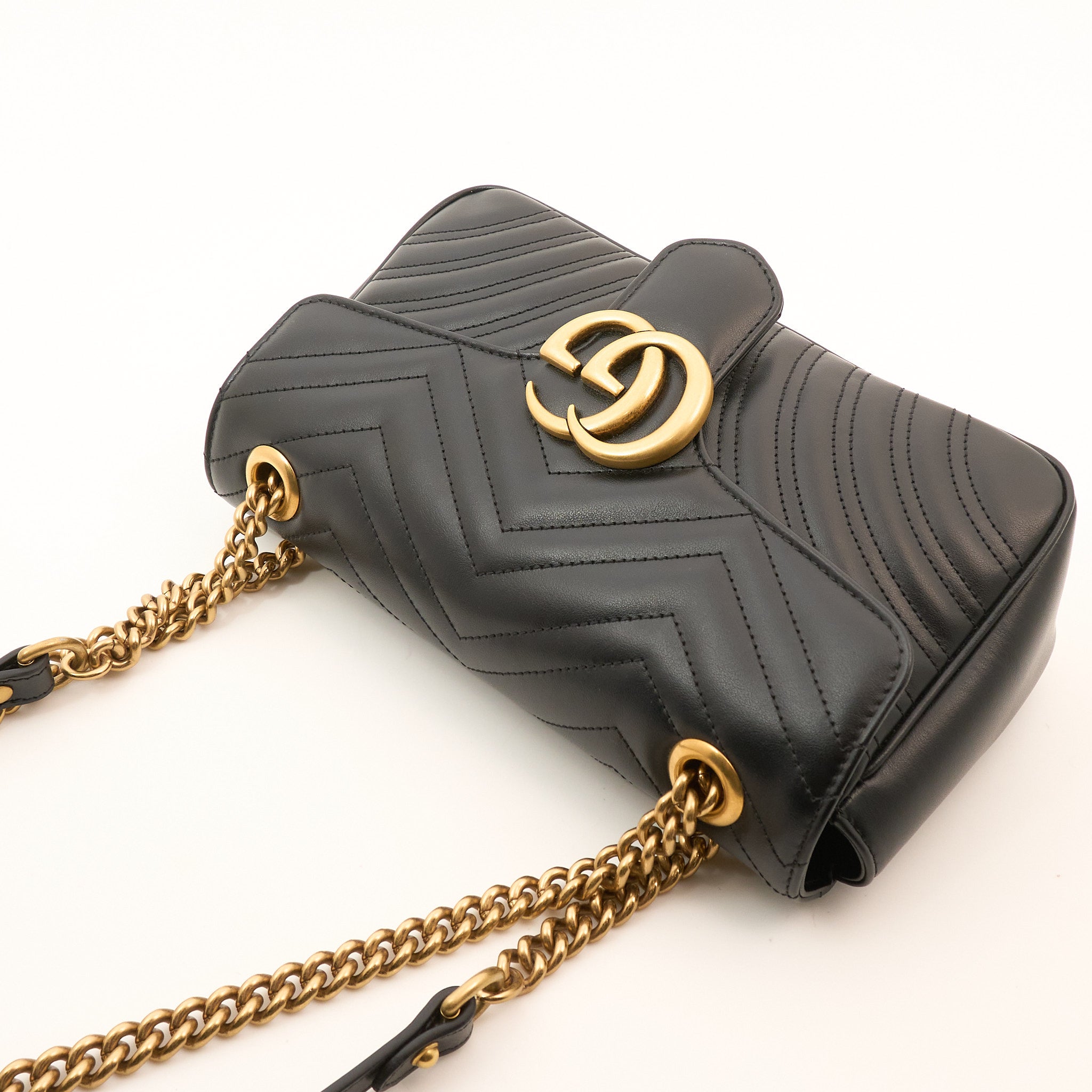 Gucci GG Marmont Small Matelassé Shoulder Flap Bag Black