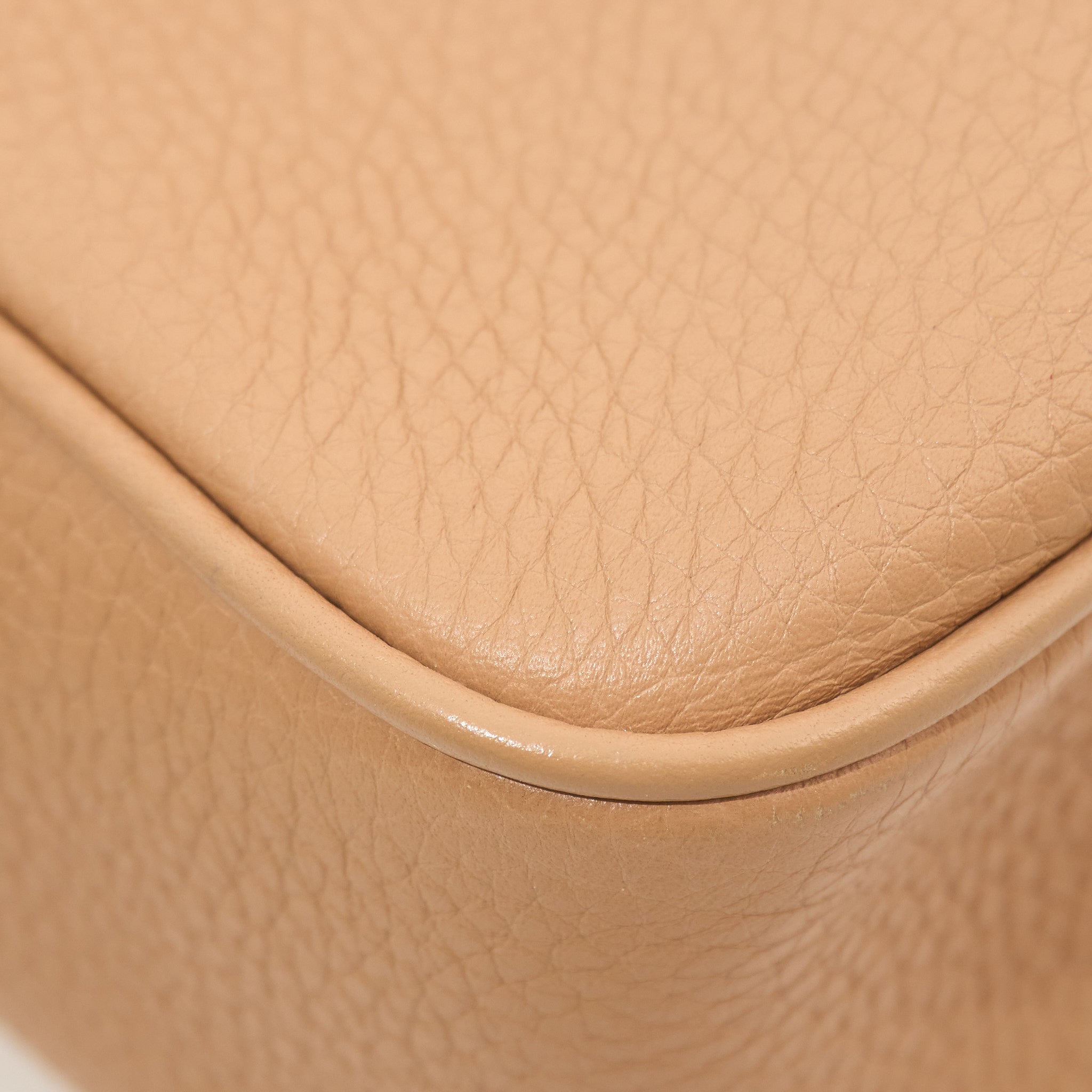 Gucci Soho Disco Beige Crossbody Bag