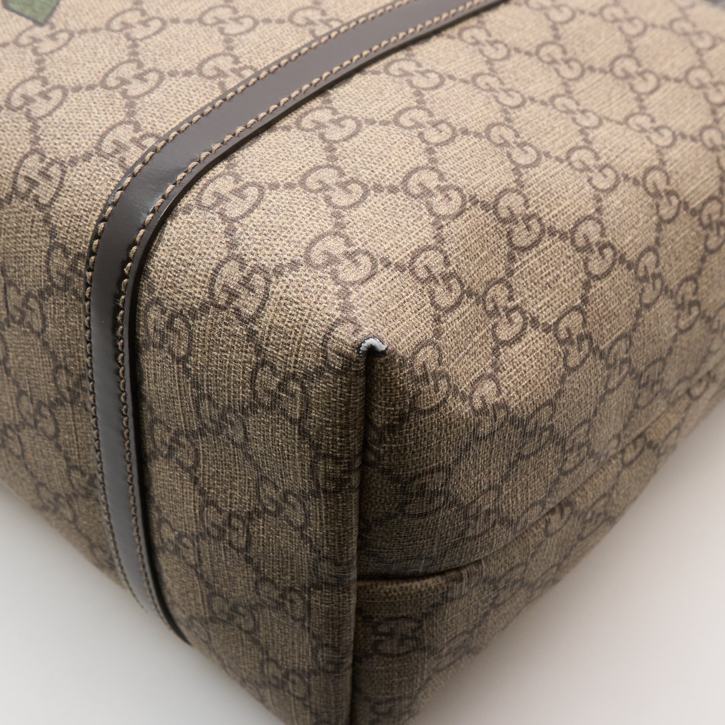 Gucci GG Supreme Tattoo Heart Tote