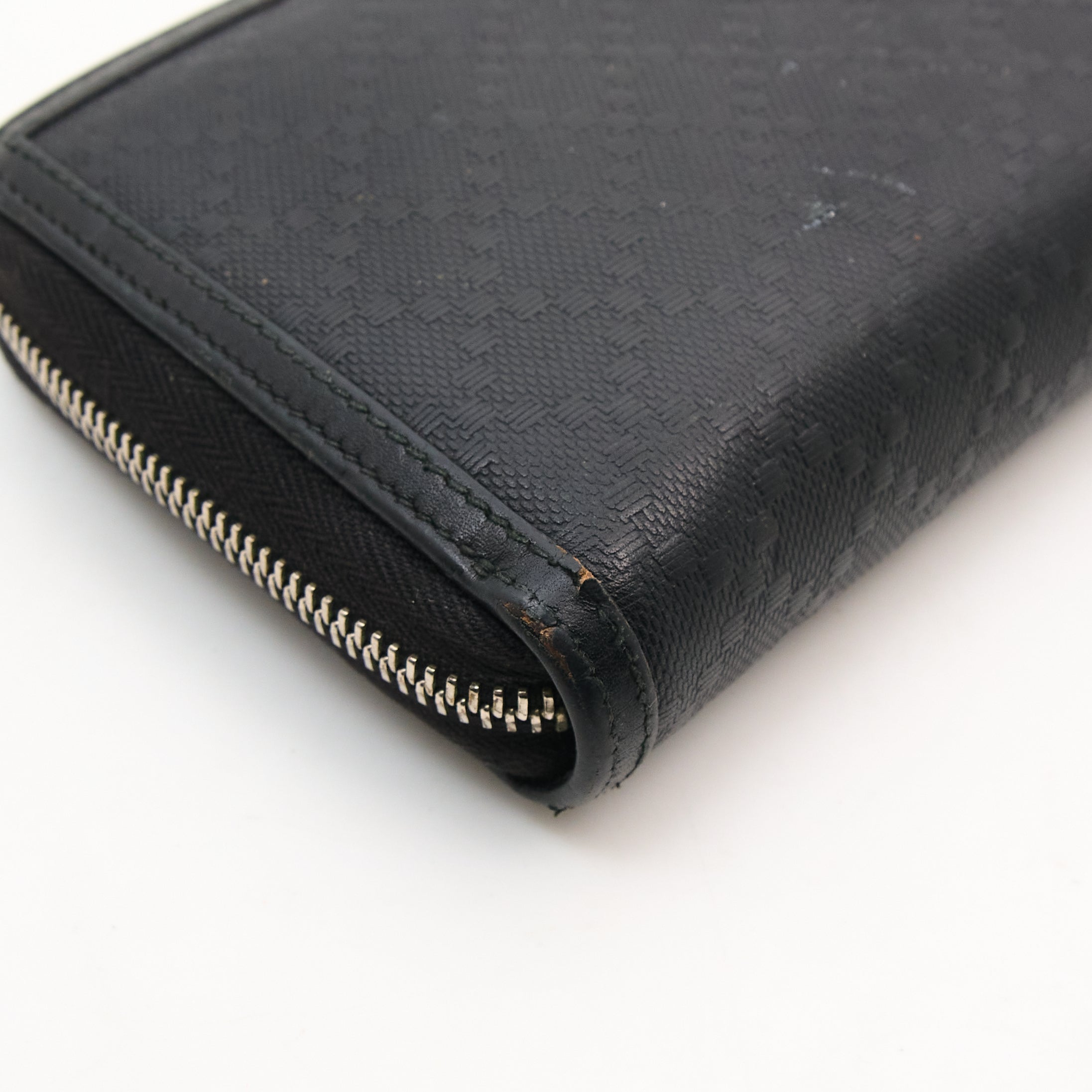 Gucci Black Zip Around Wallet