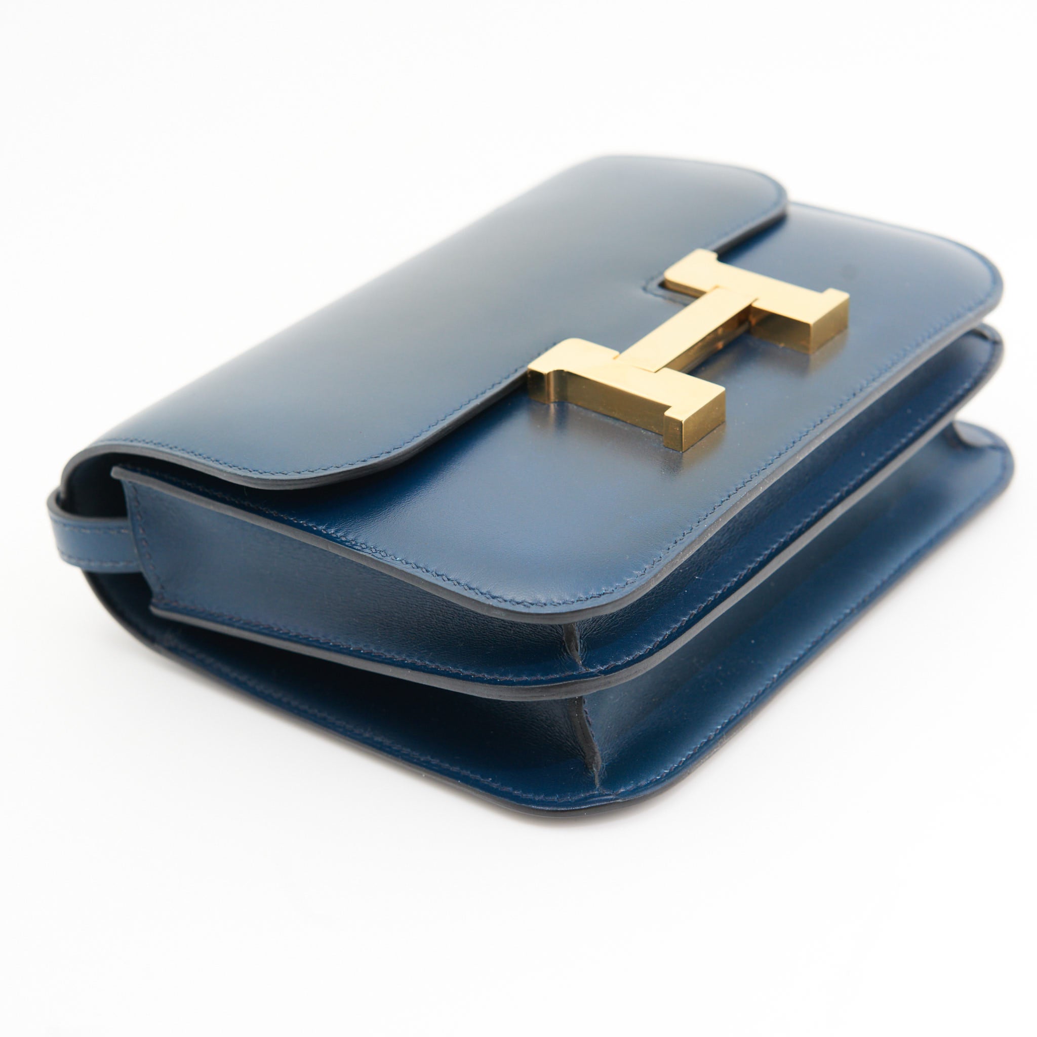 Hermes Box Calf Constance 19 in Bleu De Prusse GHW