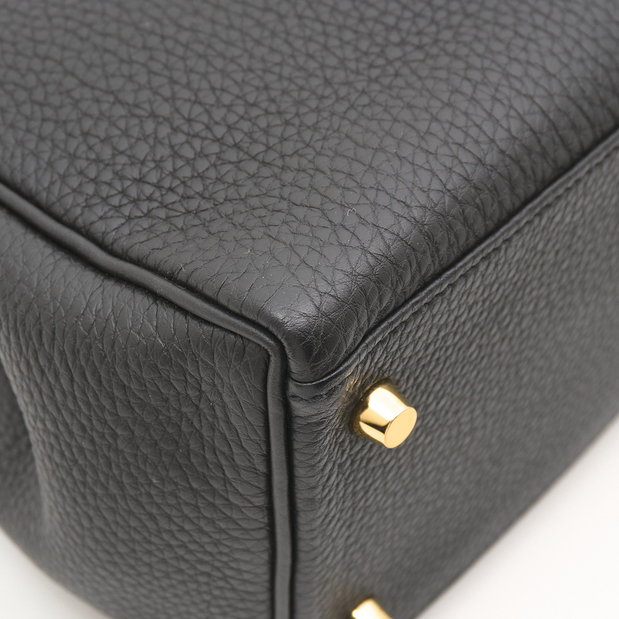 Hermes Kelly 28 Togo Noir GHW Stamp A (2017)