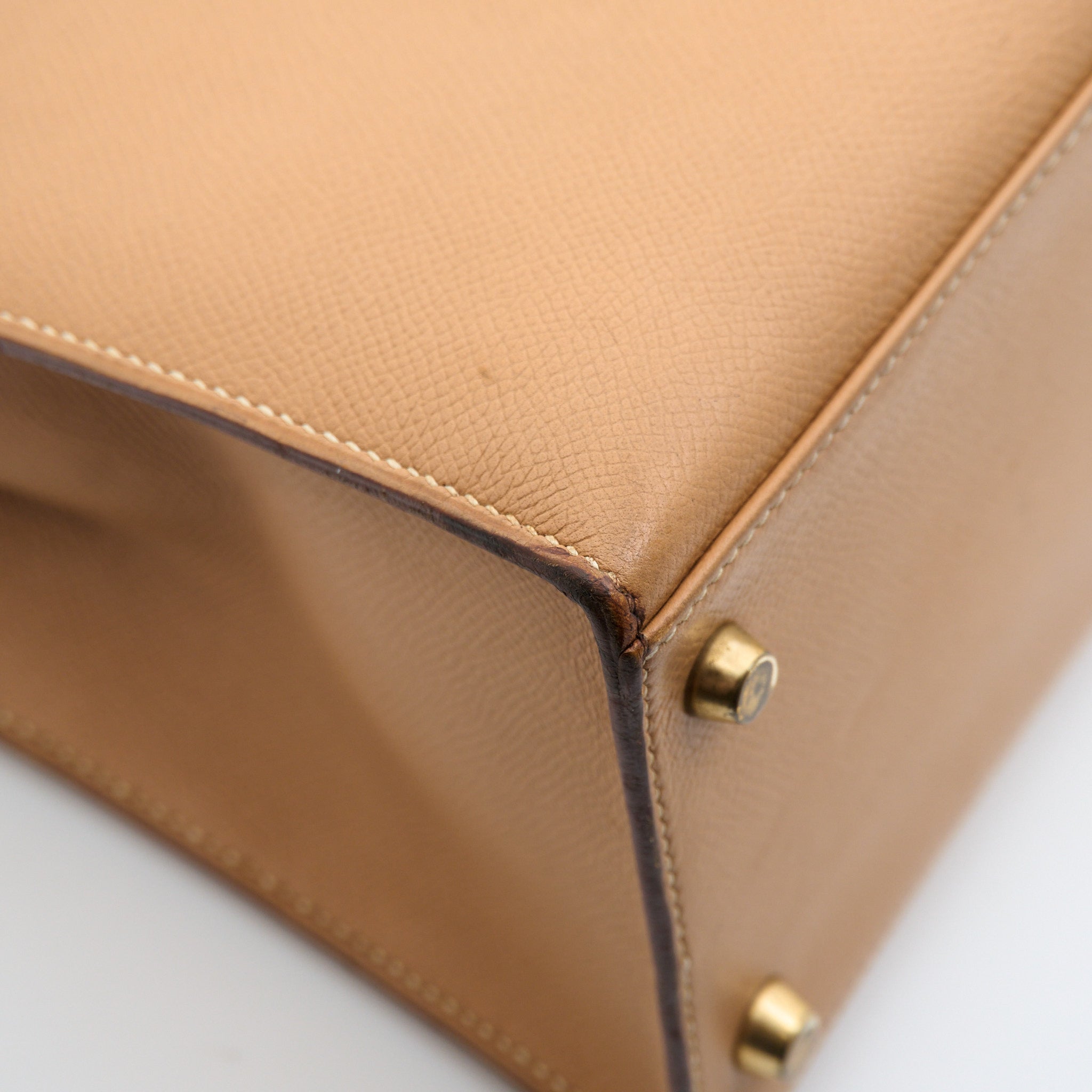 Hermes Kelly 28 Vintage Sesame Natural Courchevel GHW