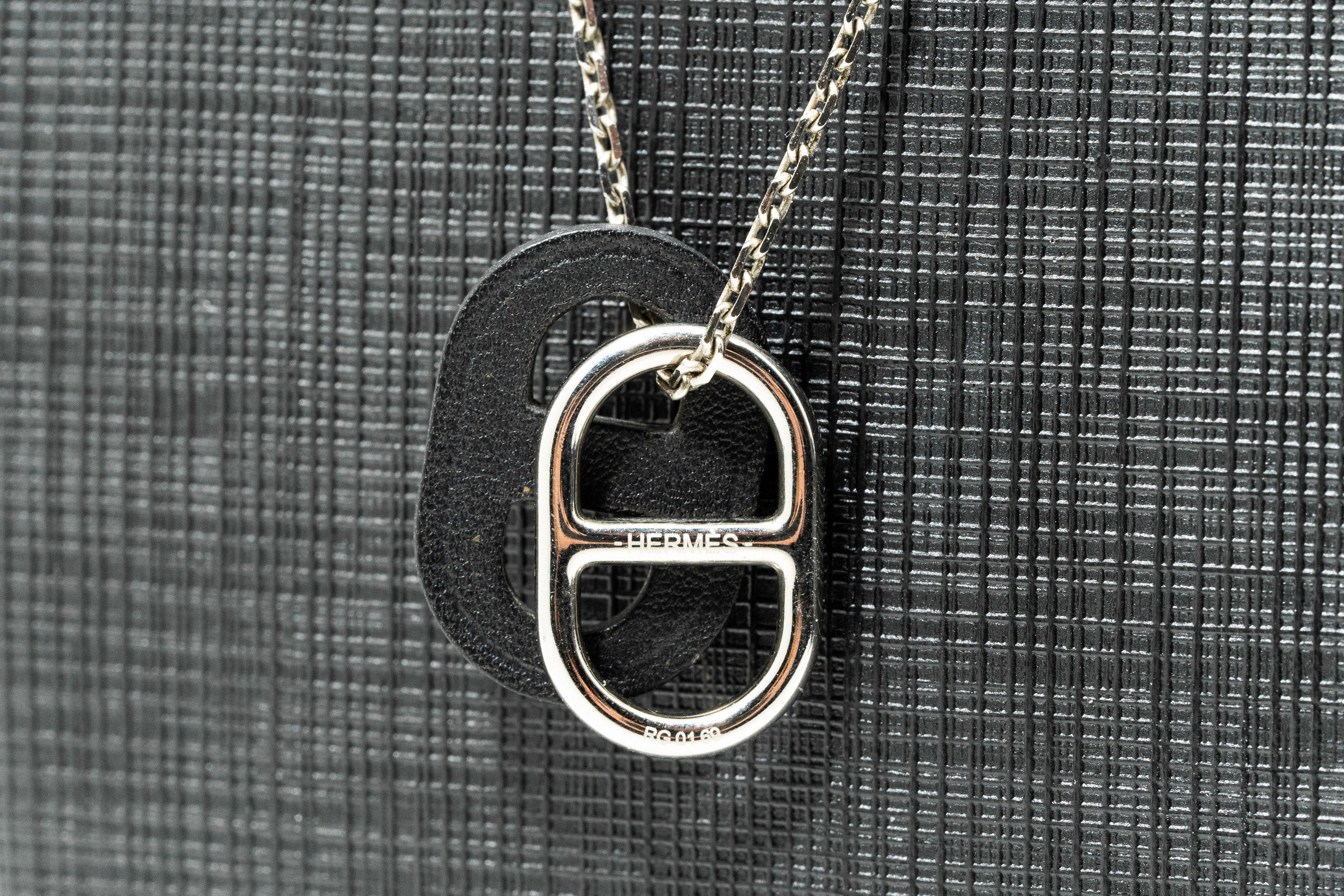 Hermes O'Maillon Pendant Necklace
