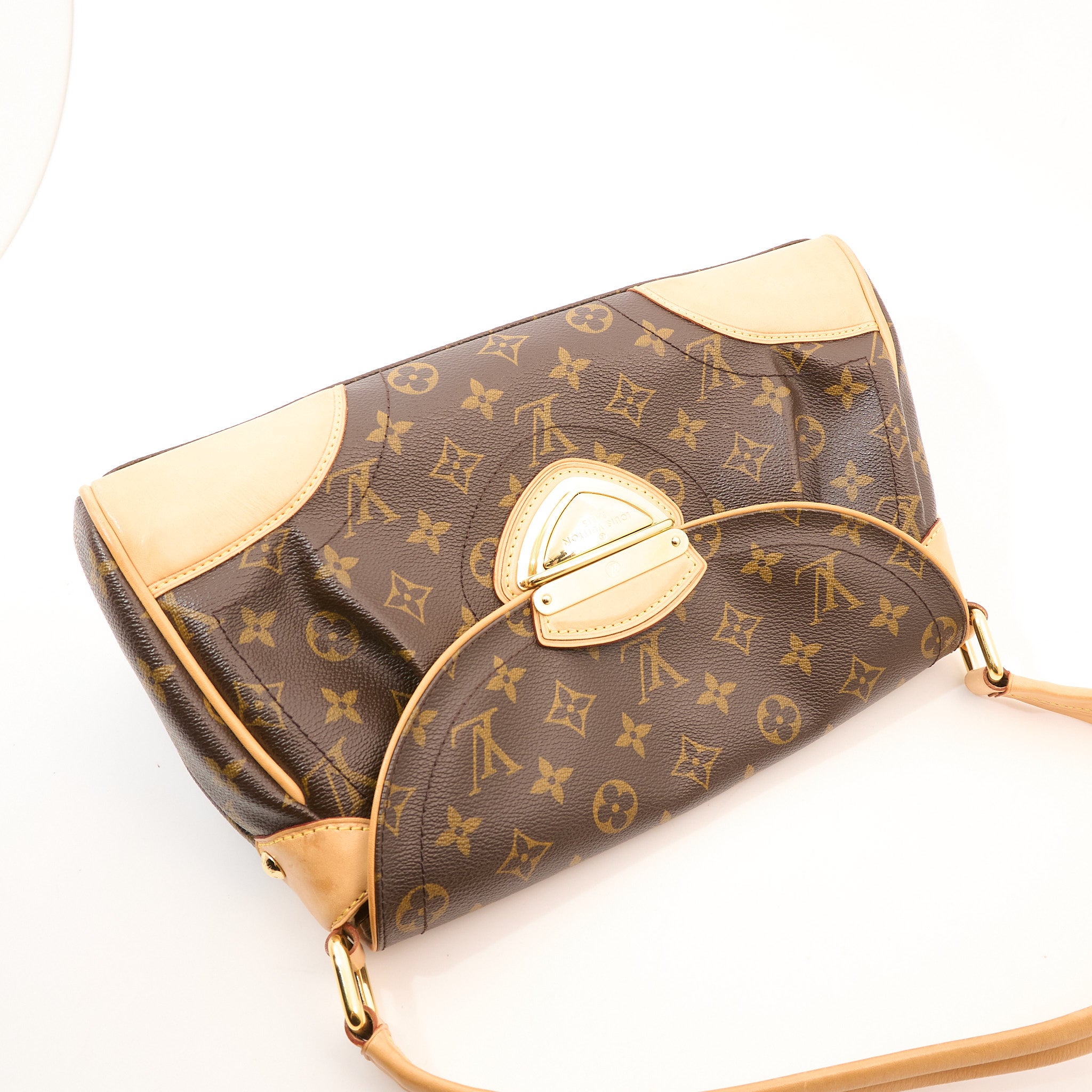 Louis Vuitton Beverly MM Monogram Shoulder Bag
