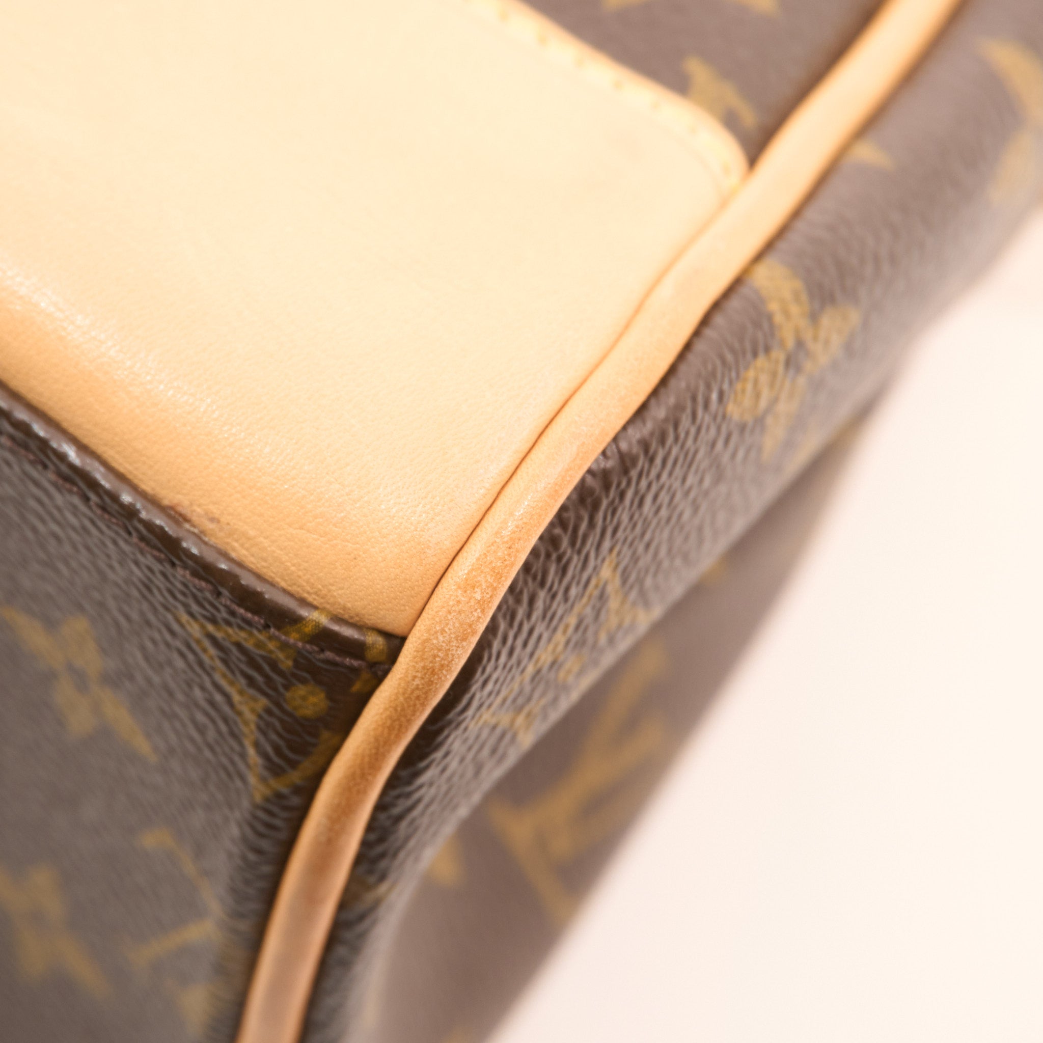 Louis Vuitton Beverly MM Monogram Shoulder Bag